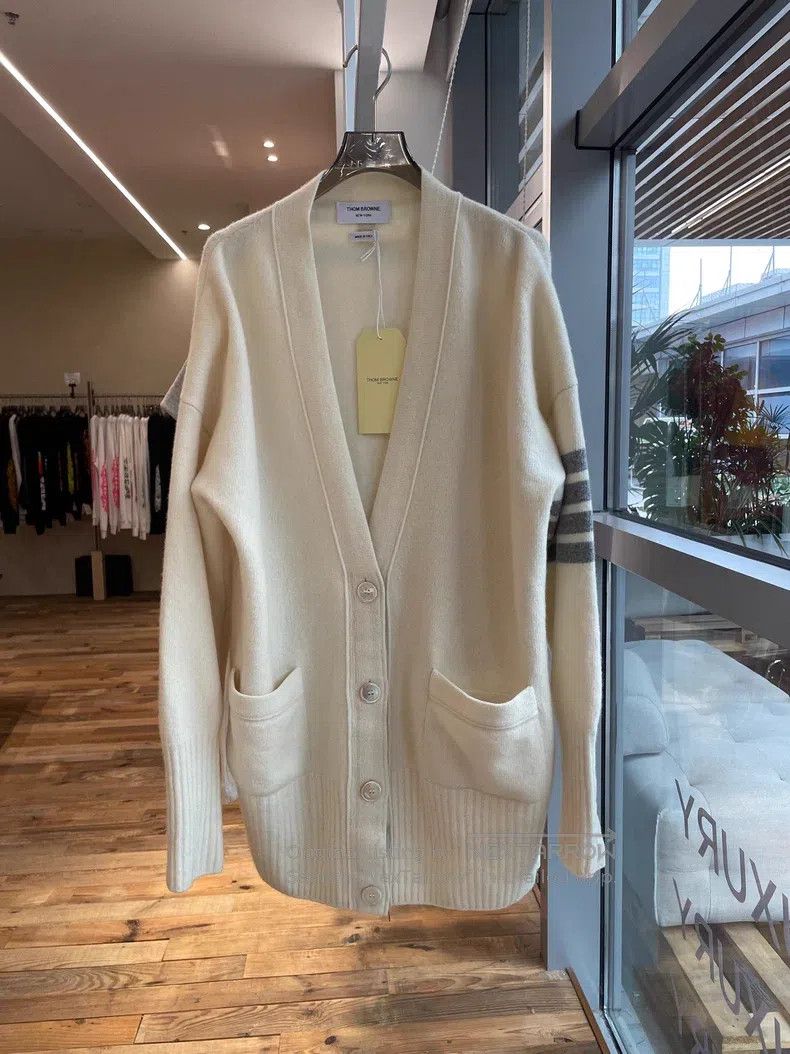 Thom Browne Thom Browne Beige Wool and Cashmere Cardigan Size XS / US 0-2 / IT 36-38 - 1 Thumbnail