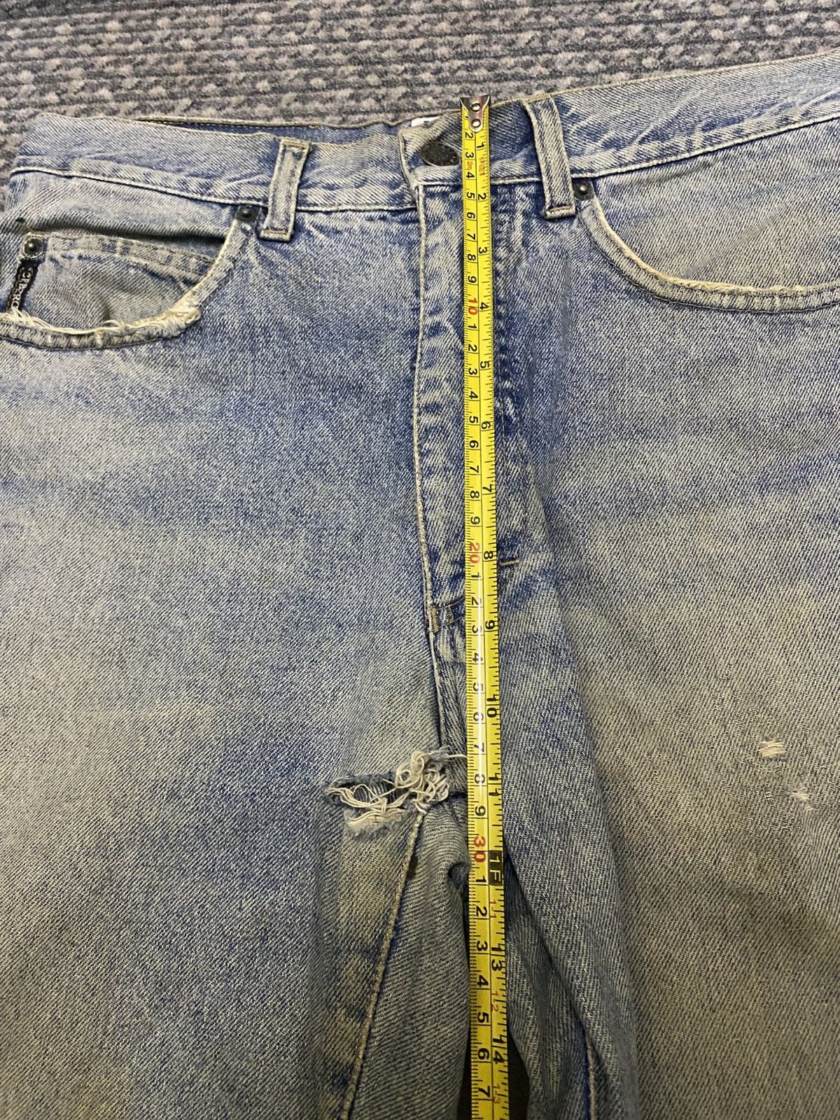 Iceberg × Vintage VINTAGE 90s ICEBERG JEANS X SNOOPY DISTRESSED JEAN Size US 30 / EU 46 - 19 Thumbnail