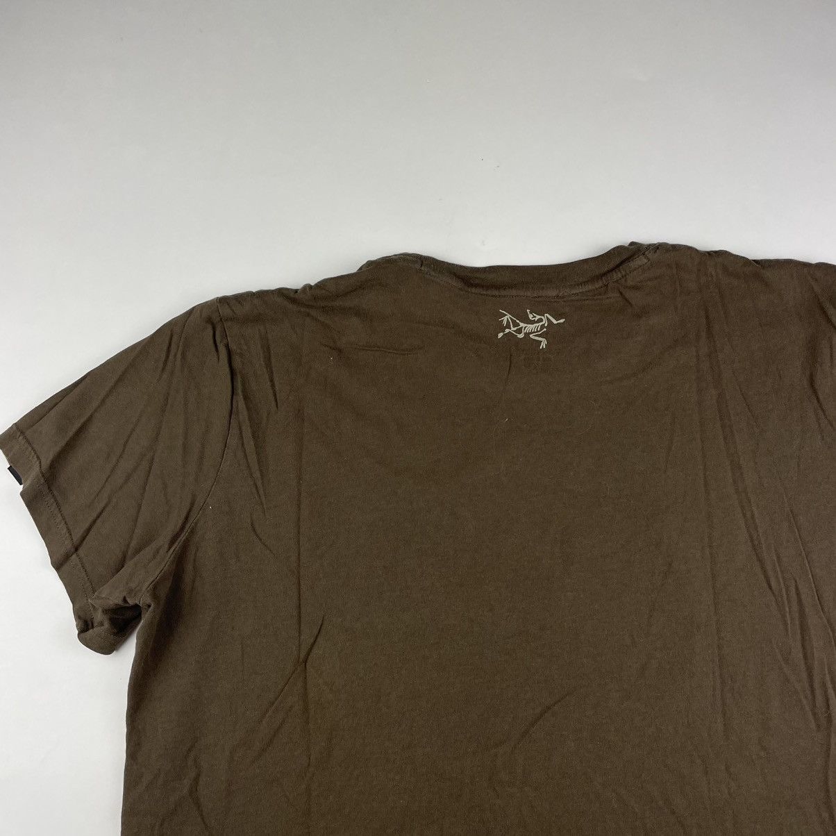 Arc'teryx × Vintage Arcteryx “Spartan Shield” Logo T-Shirt Brown Men’s L leaf Size US L / EU 52-54 / 3 - 8 Thumbnail