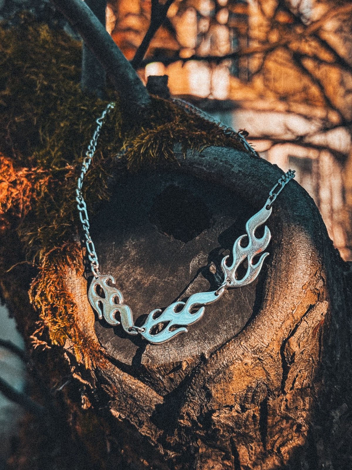 Japanese Brand × Vintage Y2K Flames Neckles Size ONE SIZE - 1 Thumbnail