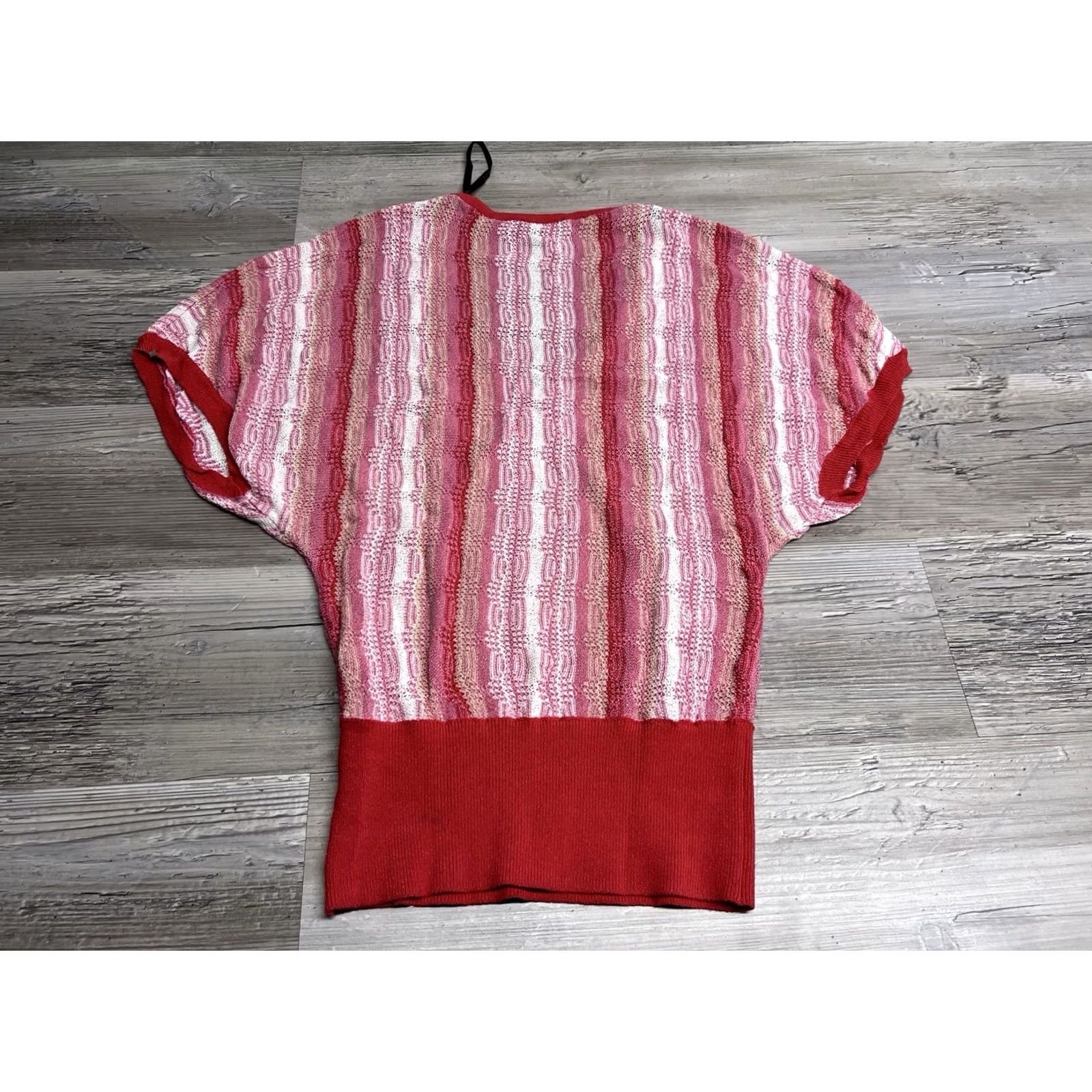 Bebe VINTAGE Bebe V-Neck Open Knit Top Short Sleeve XS Pink Metallic Sheer Size XS / US 0-2 / IT 36-38 - 2 Thumbnail