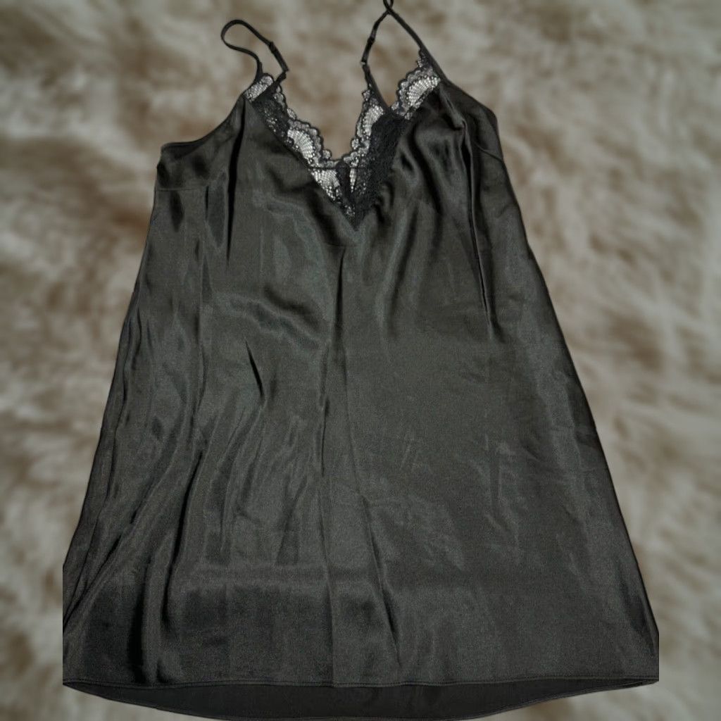 Vintage INC International Concepts Camisole Slip Top Black Lace Neck Womens M Size M / US 6-8 / IT 42-44 - 1 Thumbnail