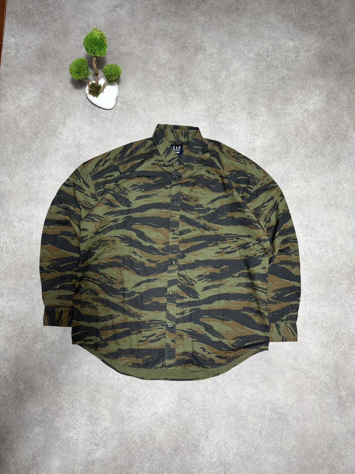 Gap × Palace Palace x Gap Shirt Long Sleeve Oversize Fit Camo Size US M / EU 48-50 / 2 - 3 Thumbnail