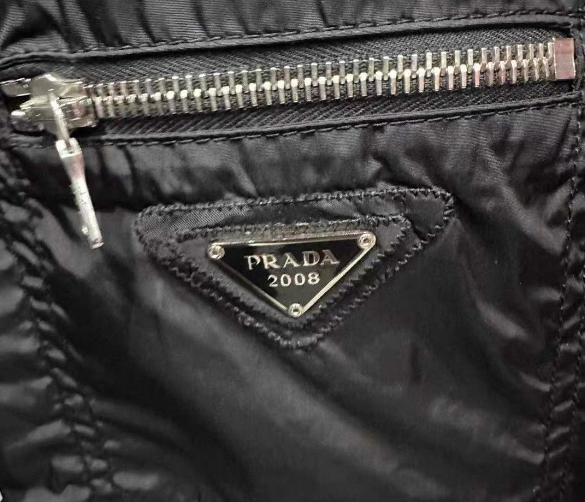 Prada Prada Nylon Jacket with Metal Triangle Logo. Size US XS / EU 42 / 0 - 3 Thumbnail