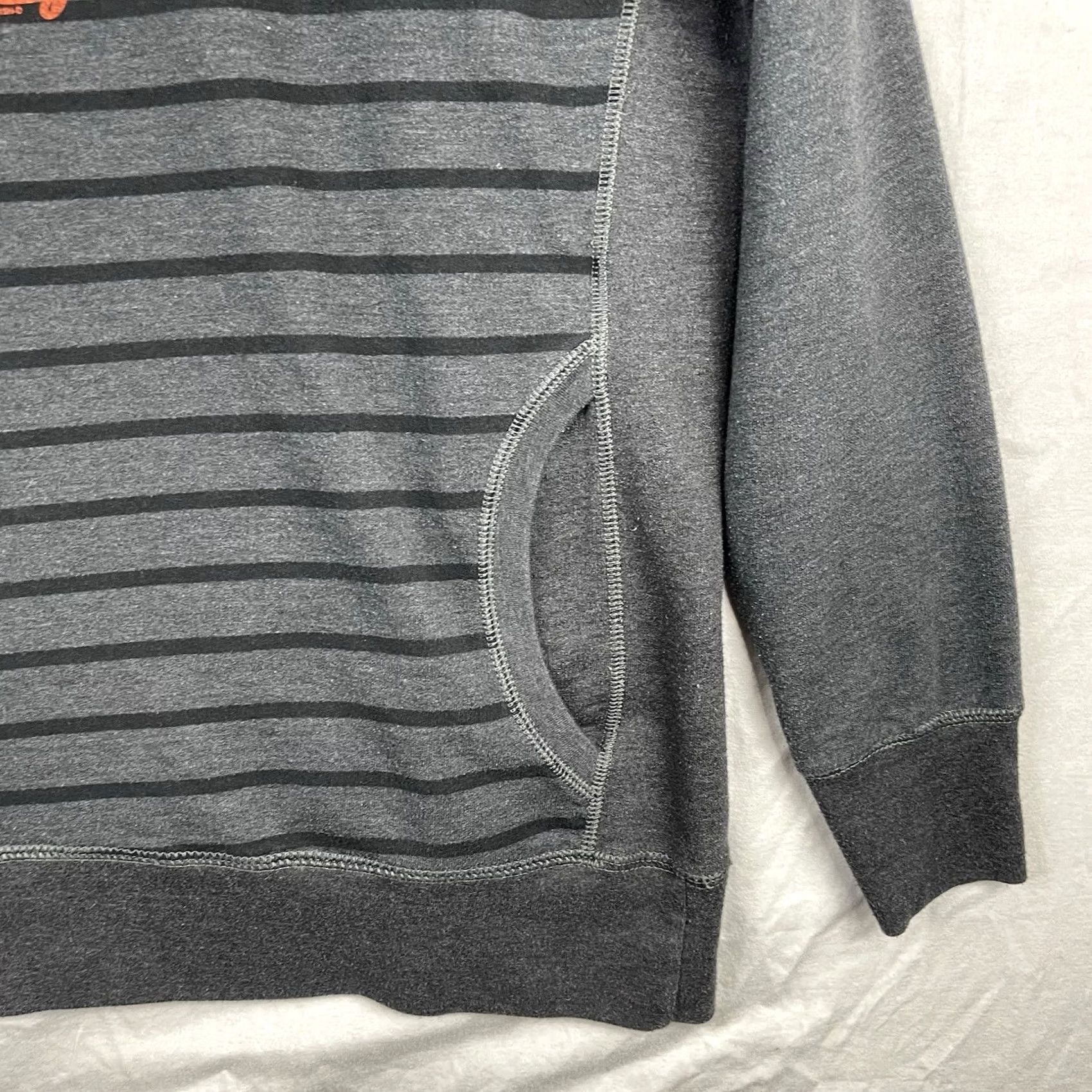 Harley Davidson Harley-Davidson Sweatshirt Women Large Pullover Crew Neck Striped Gray Cotton Blend Fleece Biker/Sweater Size L / US 10 / IT 46 - 7 Thumbnail