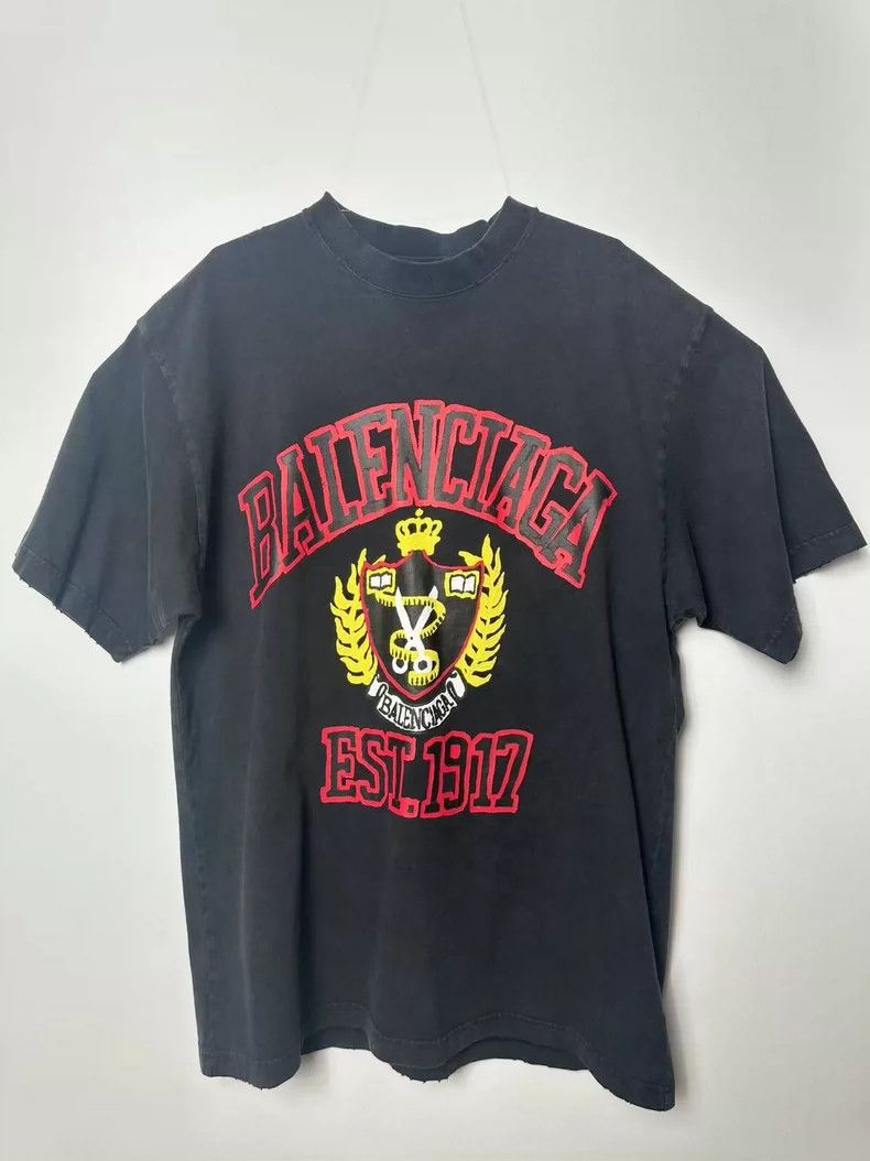 Balenciaga Balenciaga Round Neck Letter Printed Short Sleeve Size US M / EU 48-50 / 2 - 1 Thumbnail