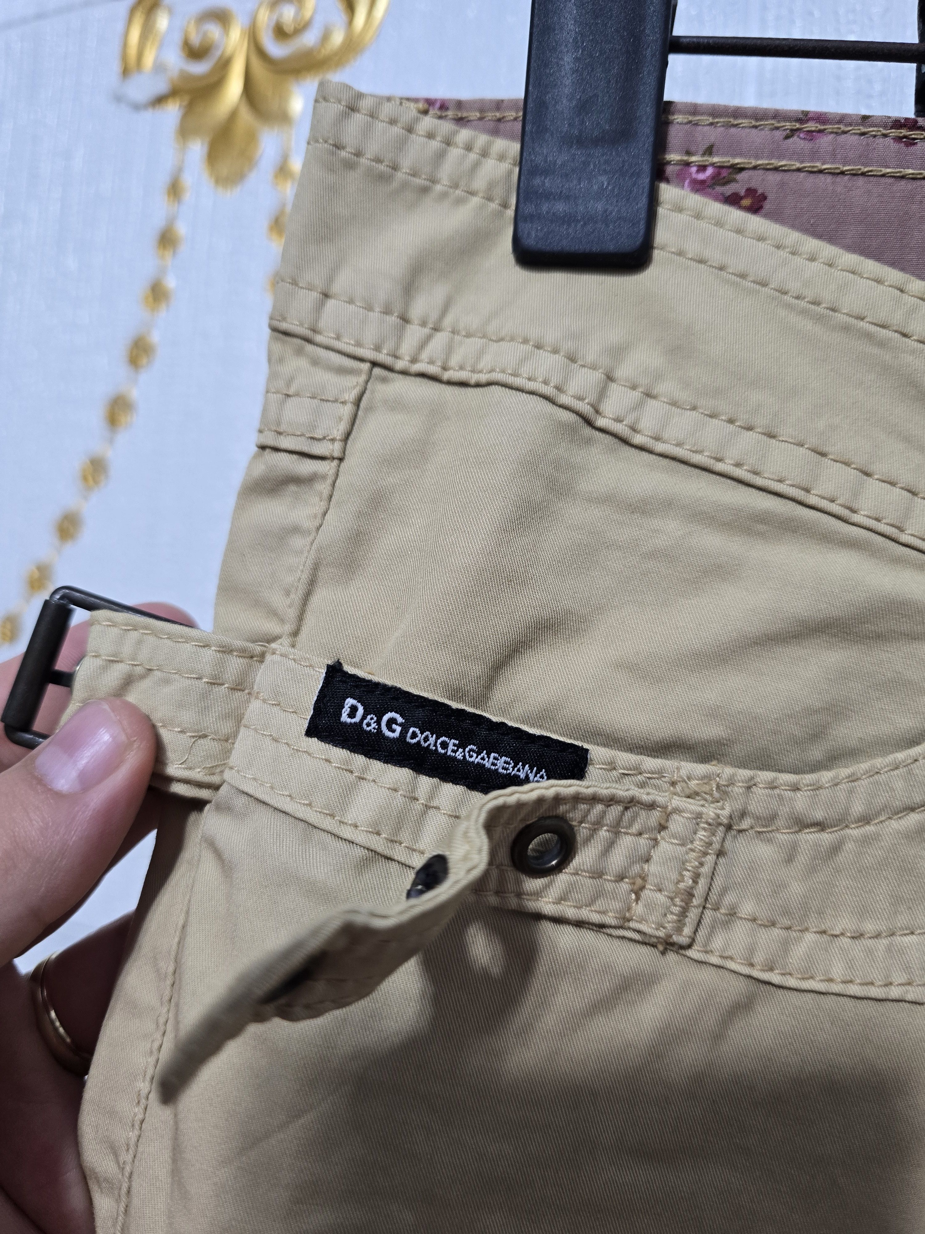Dolce & Gabbana Vintage DOLCE & GABBANA Devotees Women’s W30 LIKE NEW Size 30" / US 8 / IT 44 - 5 Thumbnail