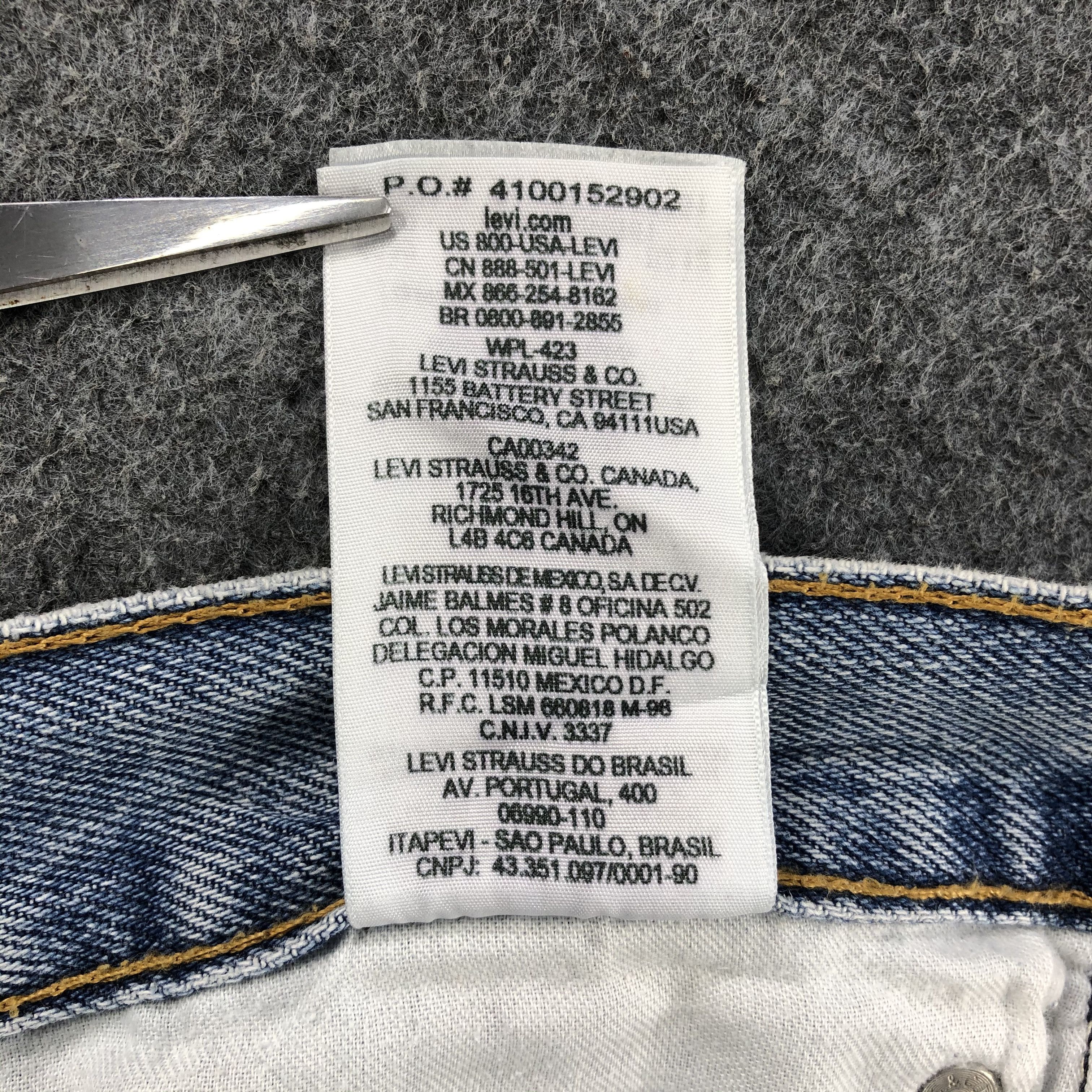 Levi's Vintage Light Wash Levis 505 Jeans-J1536 Size US 33 - 13 Thumbnail