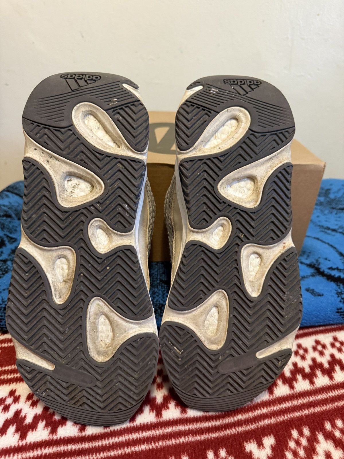 Yeezy Adidas Yeezy Boost 700 V2 ‘Cream’ Size US 10.5 / EU 43-44 - 3 Thumbnail