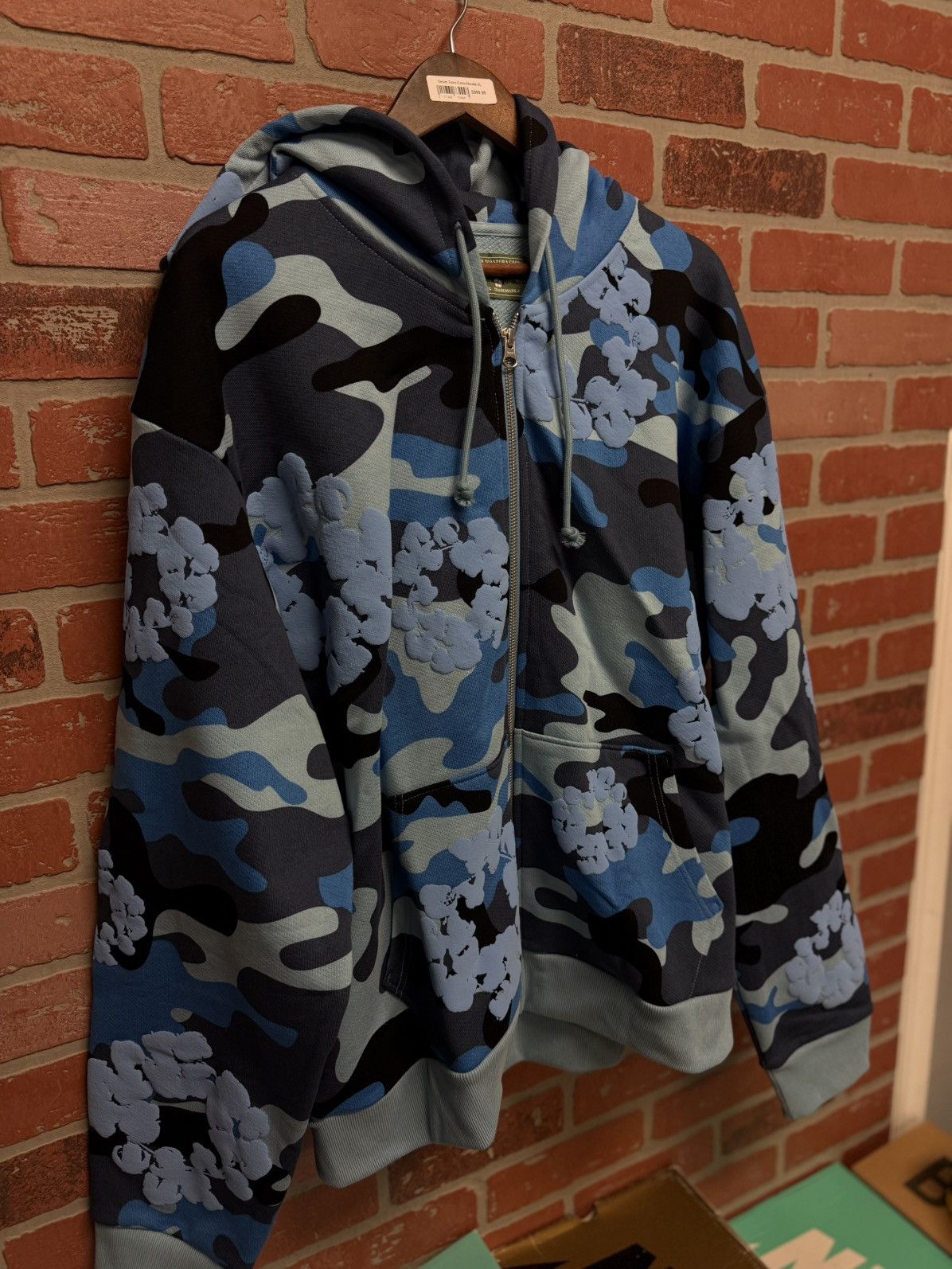 DENIM TEARS Denim Tears Blue Cotten Wreath Hoodie Size XL (NEW) Size US XL / EU 56 / 4 - 4 Thumbnail