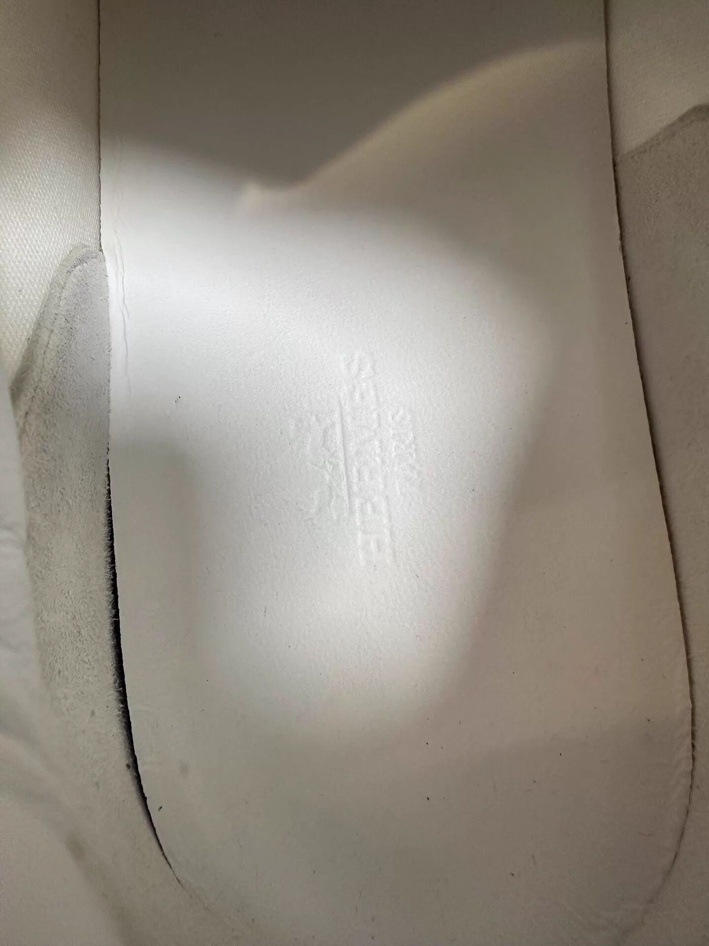 Hermes Hermes Bouncing Dillon white suede gray H men's 41 Size US 8 / EU 41 - 8 Thumbnail