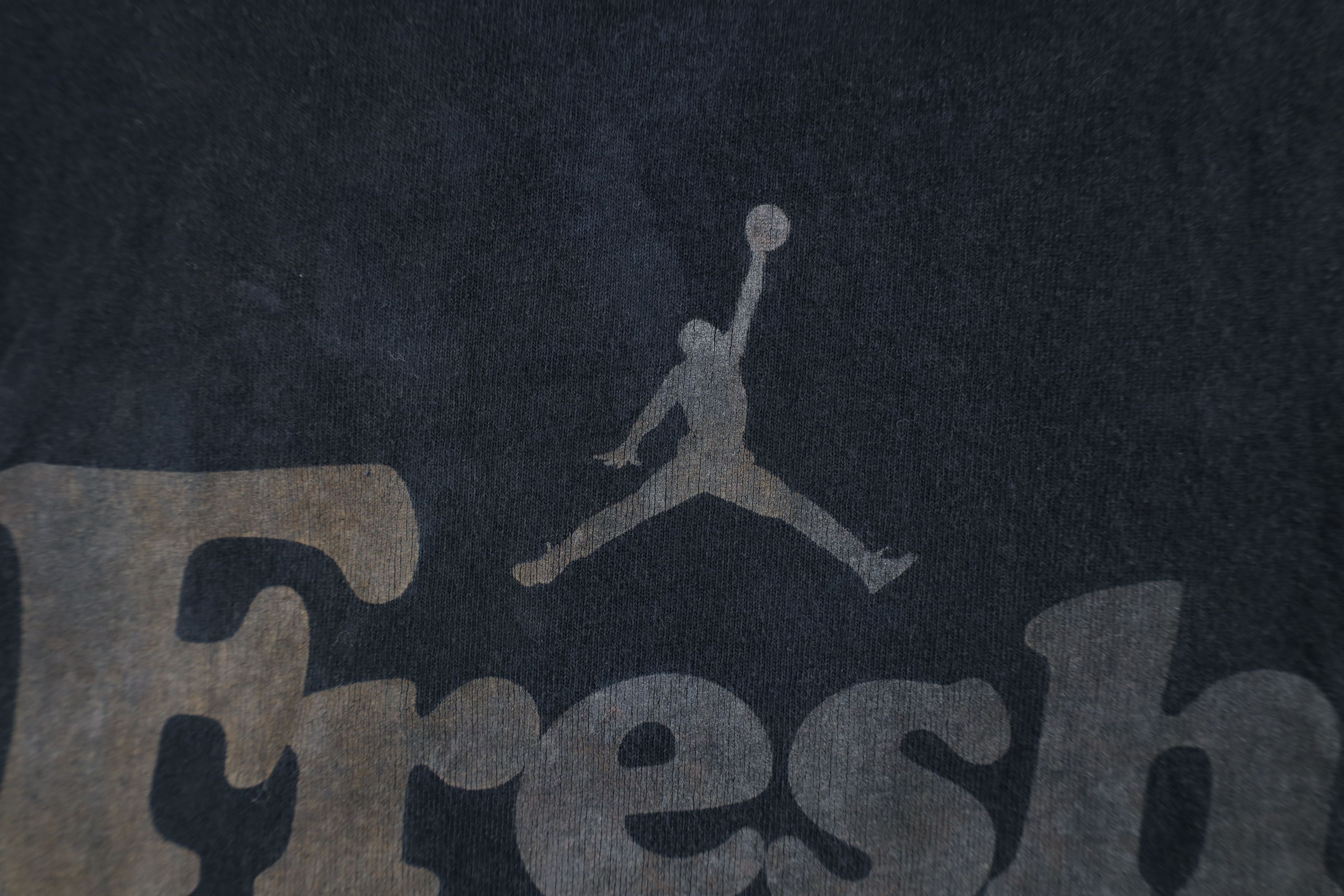 Nike Vintage Nike Air Jordan Jordan 5s Fresh Out The Box T-Shirt Size US XL / EU 56 / 4 - 5 Thumbnail