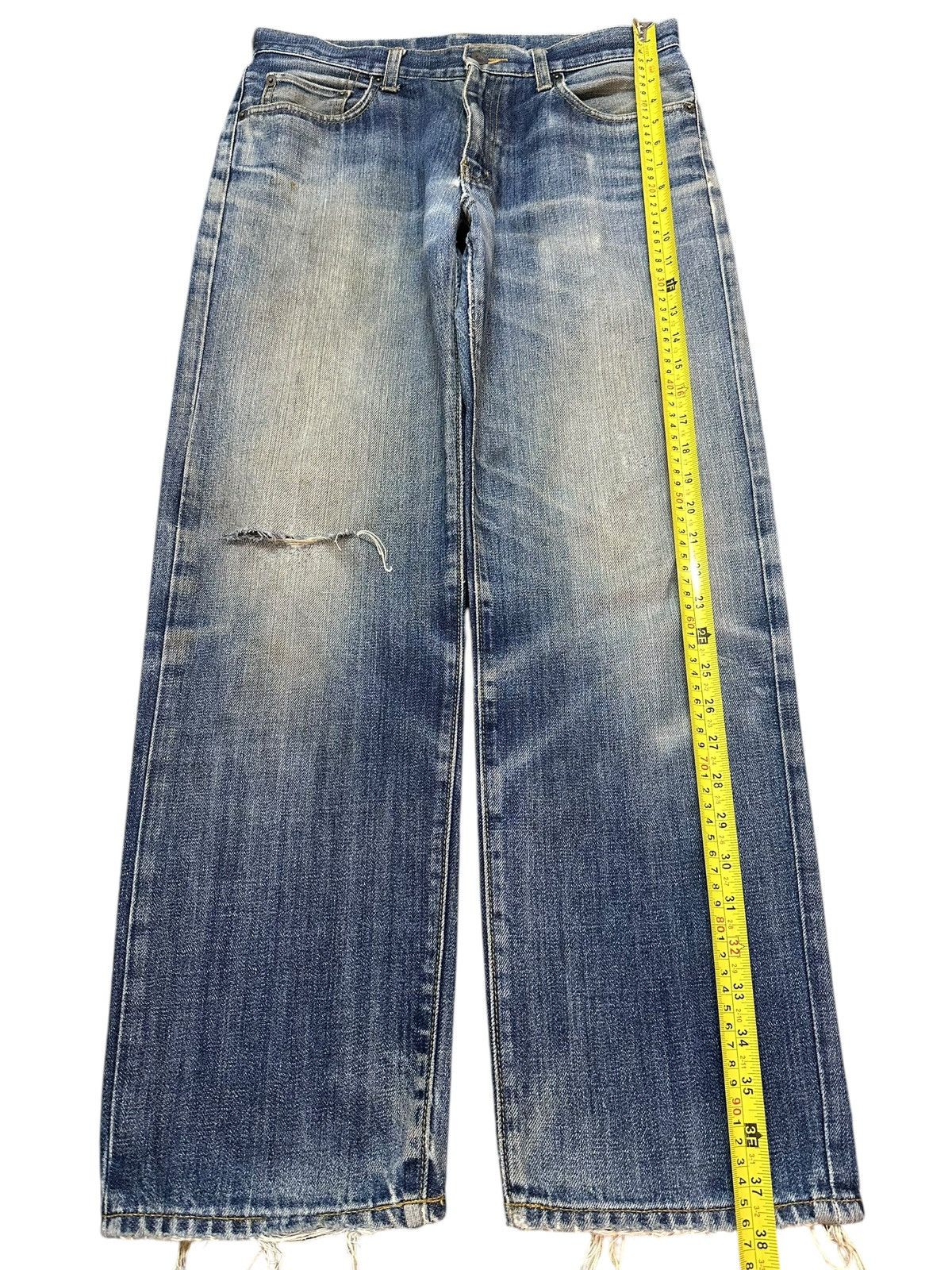 Uniqlo Vintage Japanese Uniqlo Blue Faded Wash Distress Style Jeans Size US 30 / EU 46 - 12 Thumbnail