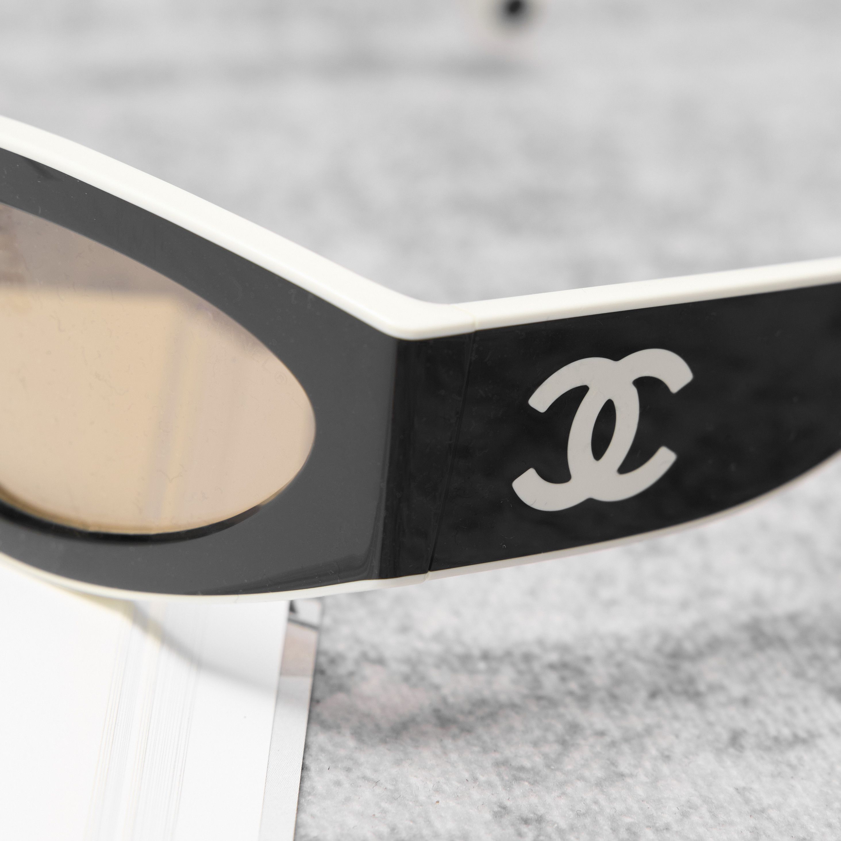 Chanel CHANEL 0CH6056 165653 Sunglasses Size ONE SIZE - 4 Thumbnail