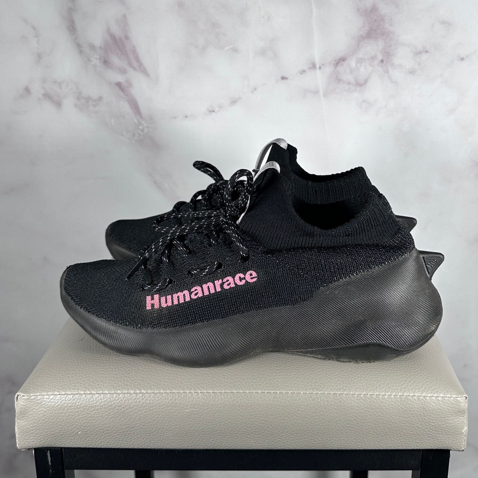 Adidas × Pharrell Humanrace Sičhona Black Pink Size US 8 / IT 38 - 3 Thumbnail