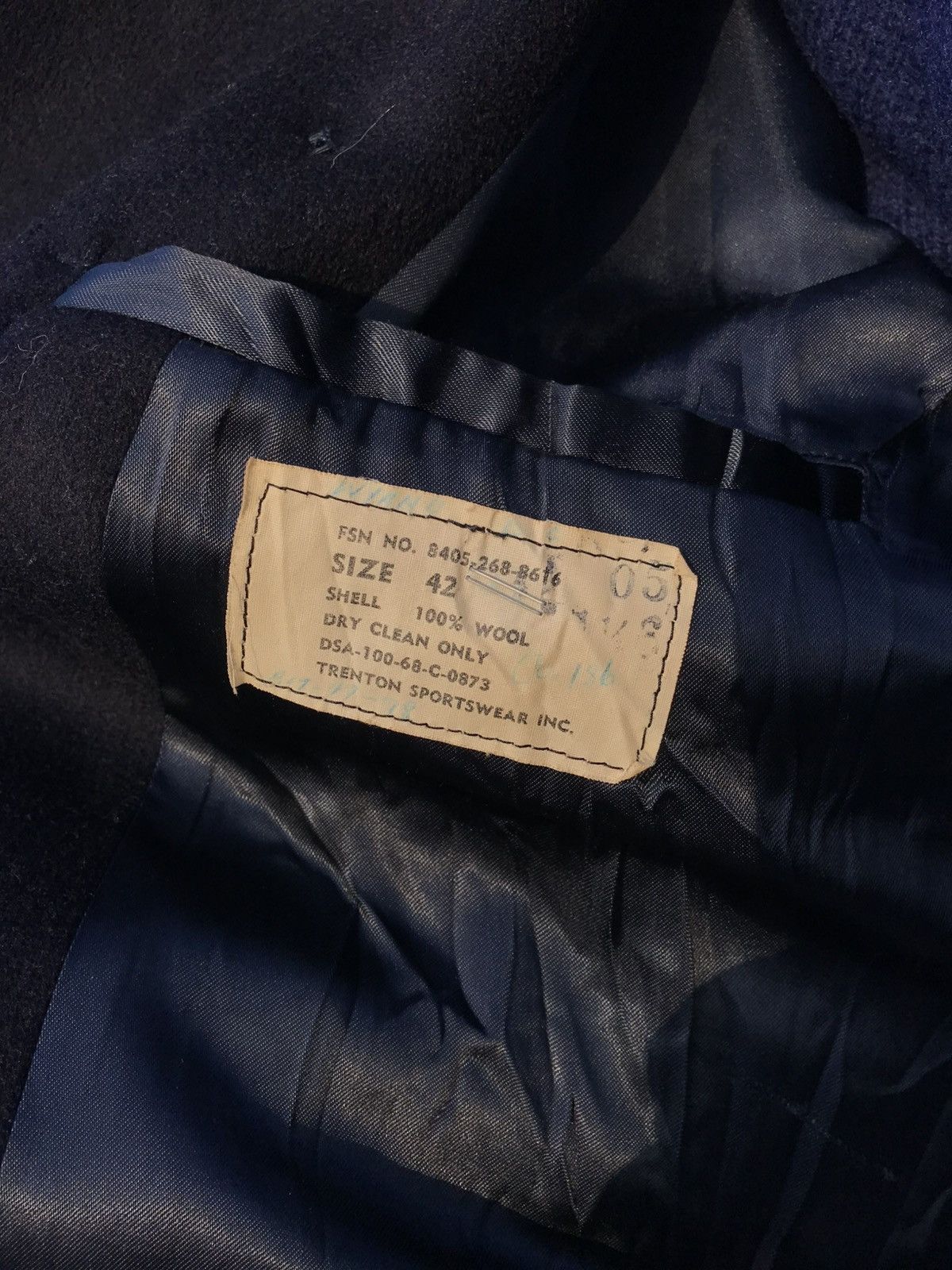 Other US navy pea coat, vintage USN issue beautiful ULSTER COLAR Size US L / EU 52-54 / 3 - 5 Thumbnail