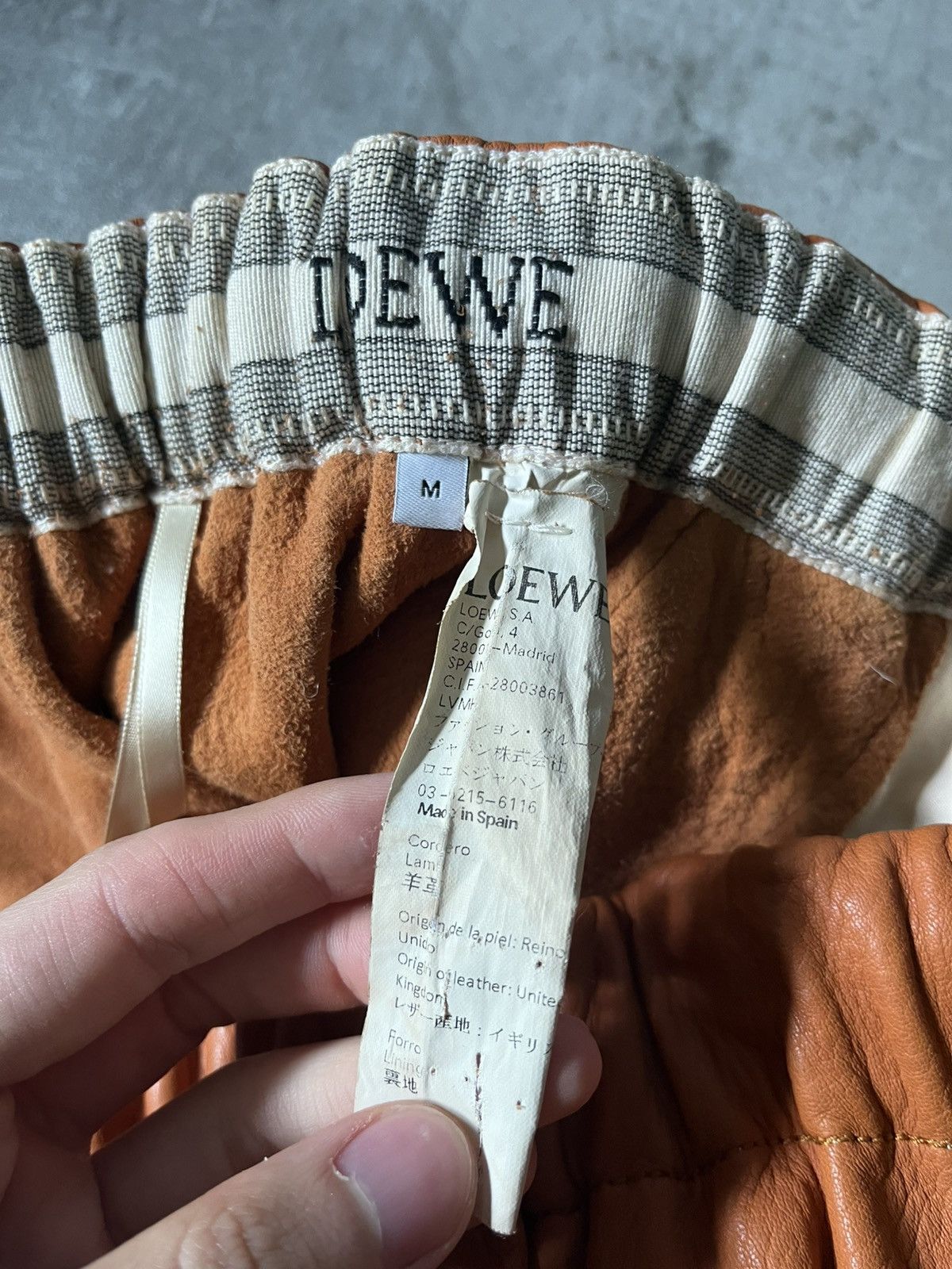 Loewe Loewe leather cropped pants orange rare Size US 30 / EU 46 - 15 Thumbnail