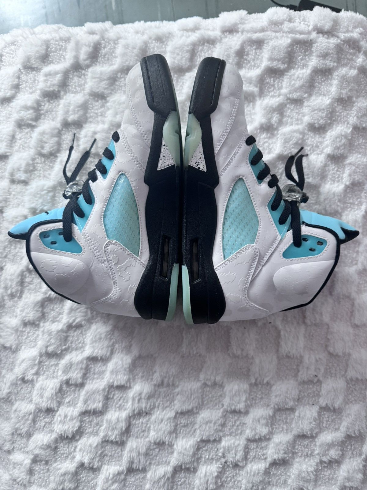 Nike Rare Air Jordan Retro 5 ‘Chinese New Year’ in Island Green Size US 8 / EU 41 - 3 Thumbnail