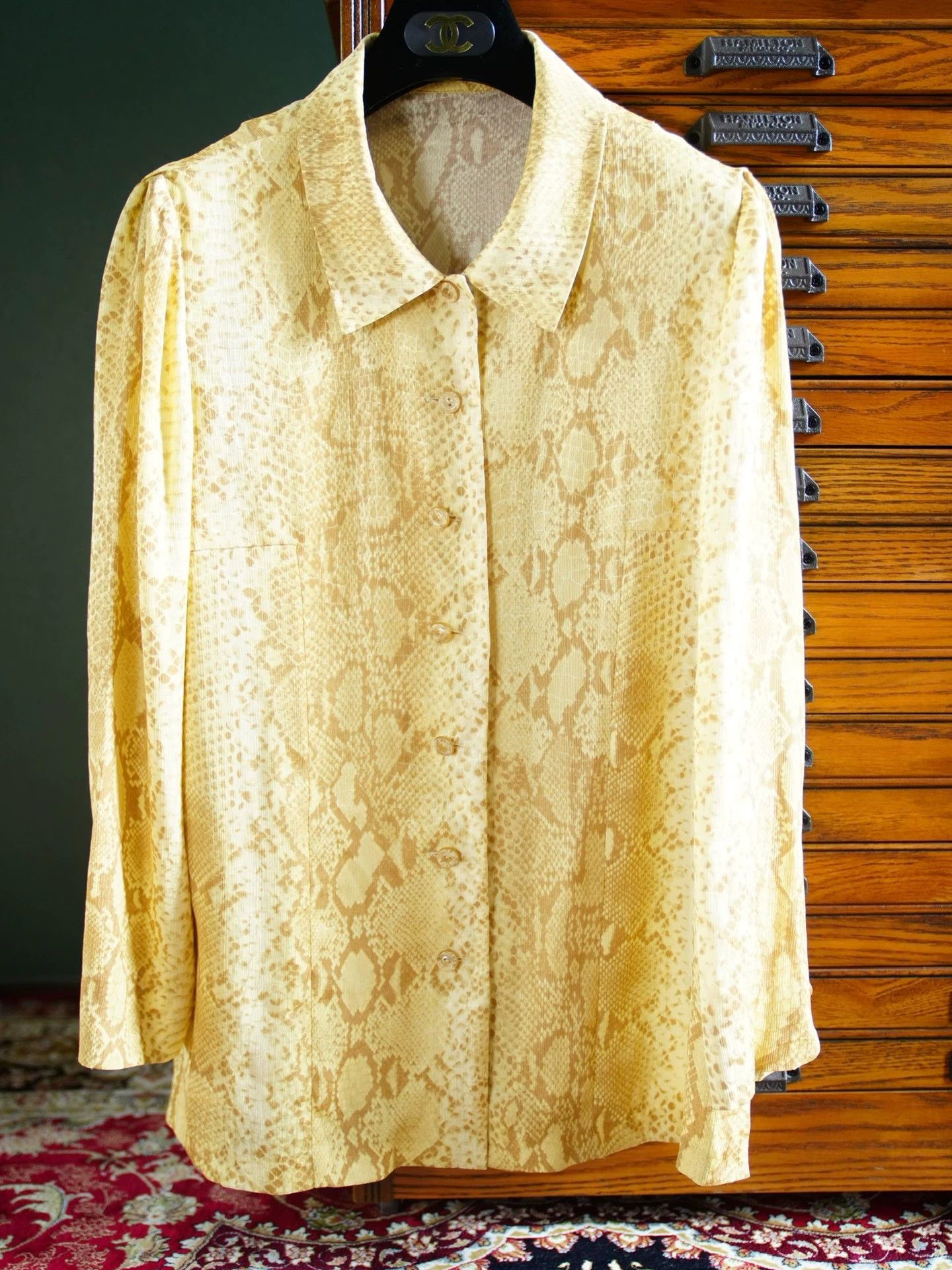 Vintage Vintage Golden Python Print Shirt L Size L / US 10 / IT 46 - 1 Thumbnail