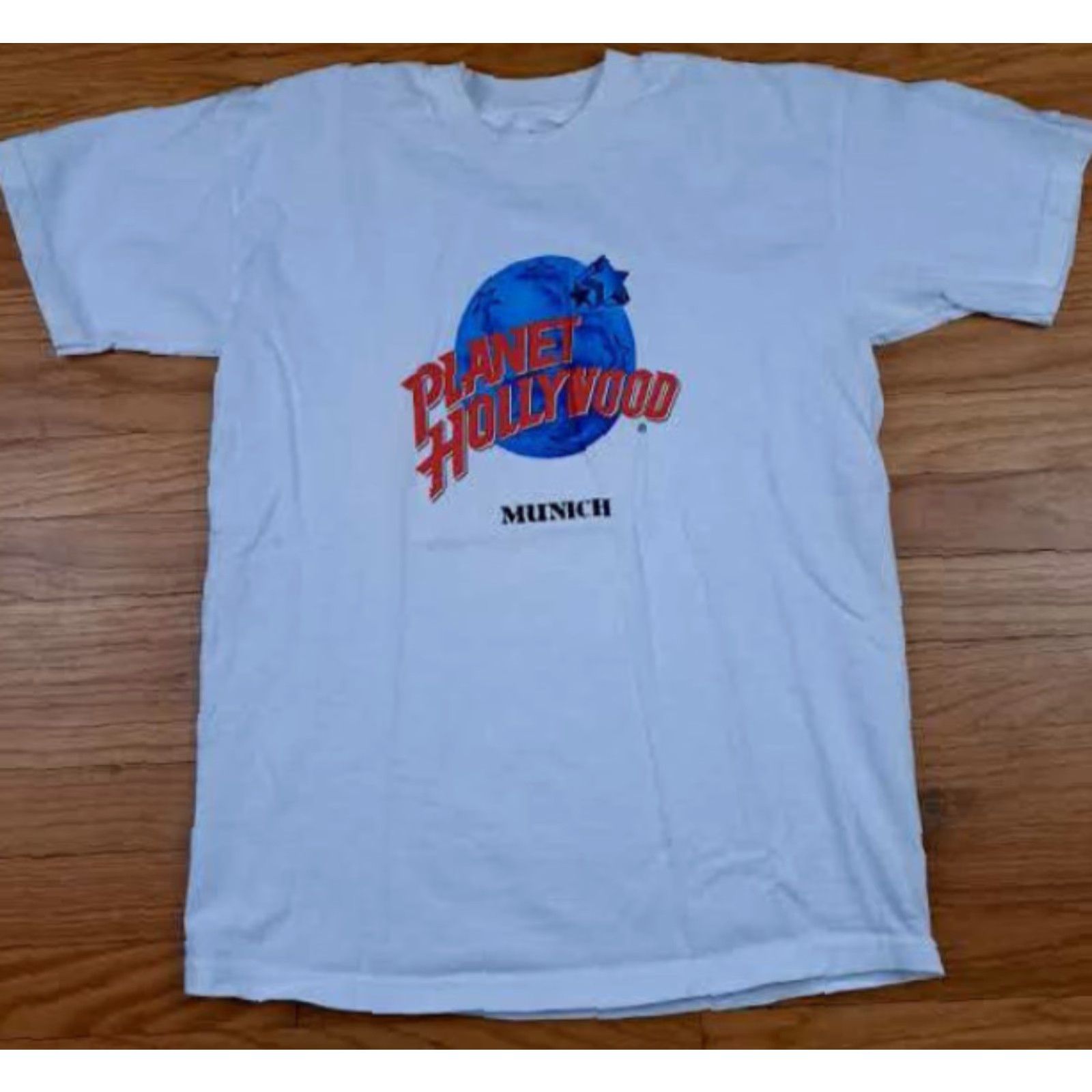 Planet Hollywood Planet Hollywood T-Shirt Set of 3, USA Chicago Orlando Munich, Medium, Red White Grey, Men, Short Sleeve, Regular Fit, USA Theme, 3 T-Shirts Size US M / EU 48-50 / 2 - 6 Thumbnail