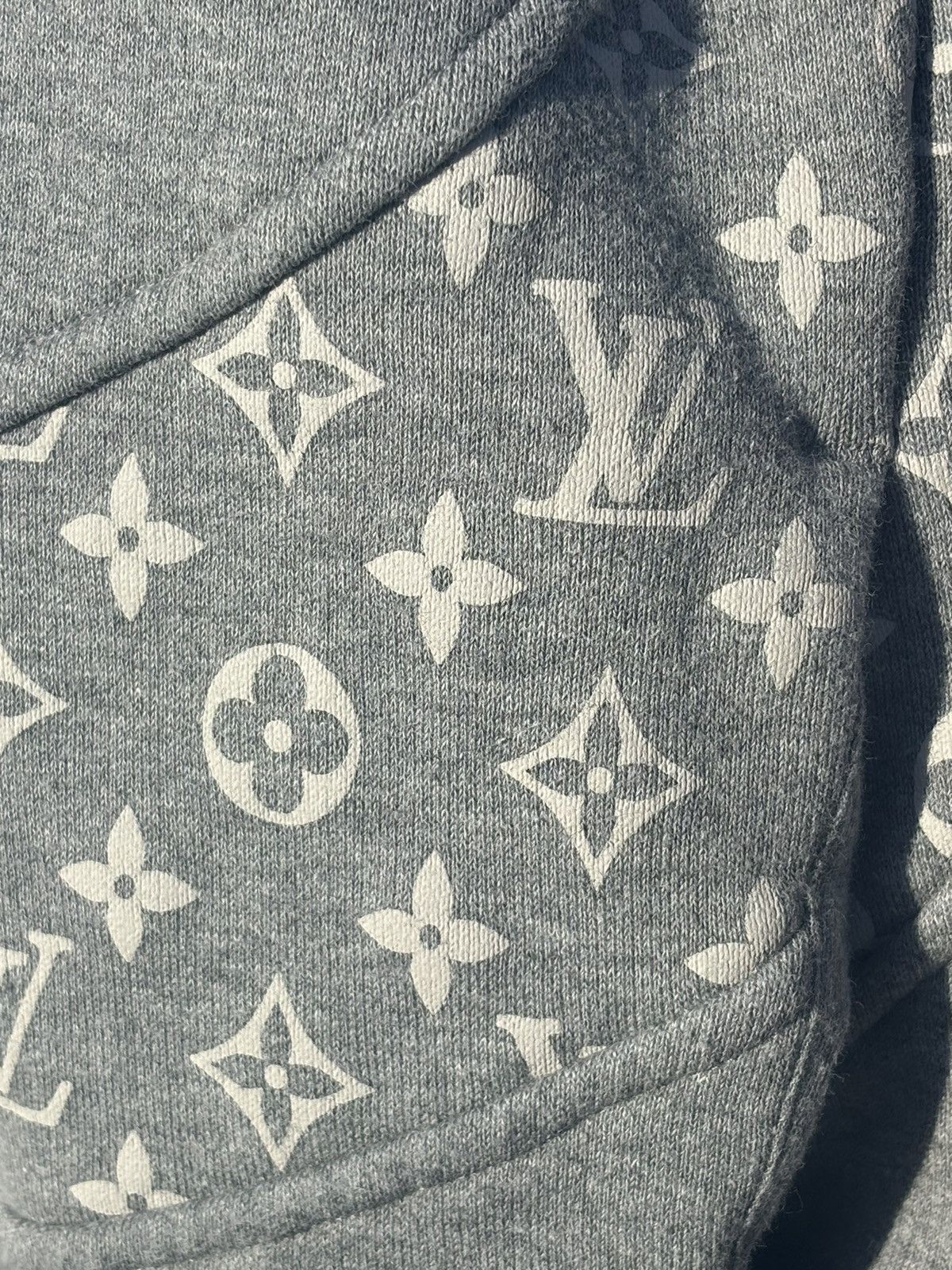 Louis Vuitton Louis Vuitton grey monogram hoodie Size US XS / EU 42 / 0 - 5 Thumbnail