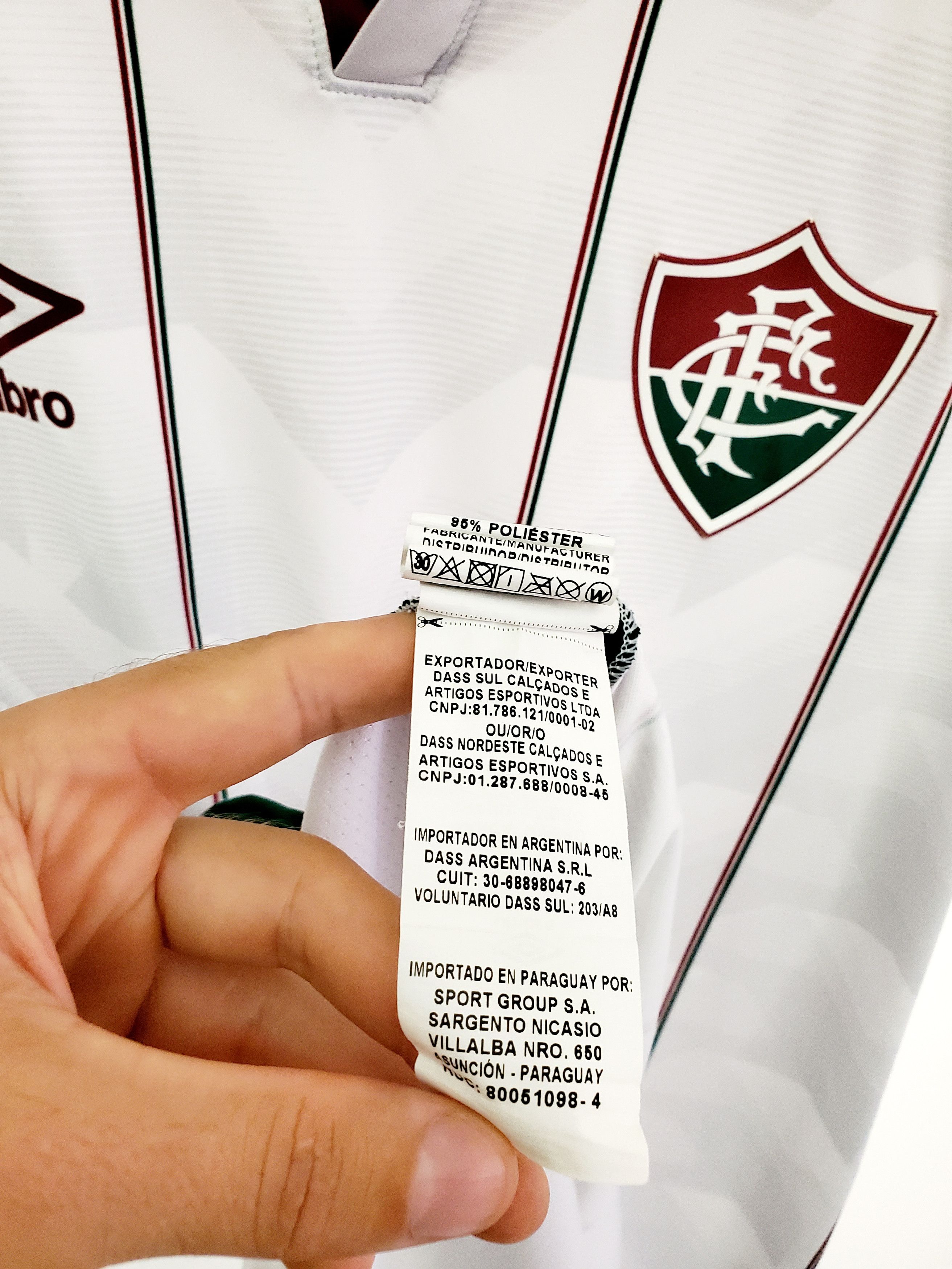 Umbro × Vintage FLUMINENSE 2020 2021 Away soccer Jersey perfect condition Xl Size US XL / EU 56 / 4 - 7 Thumbnail
