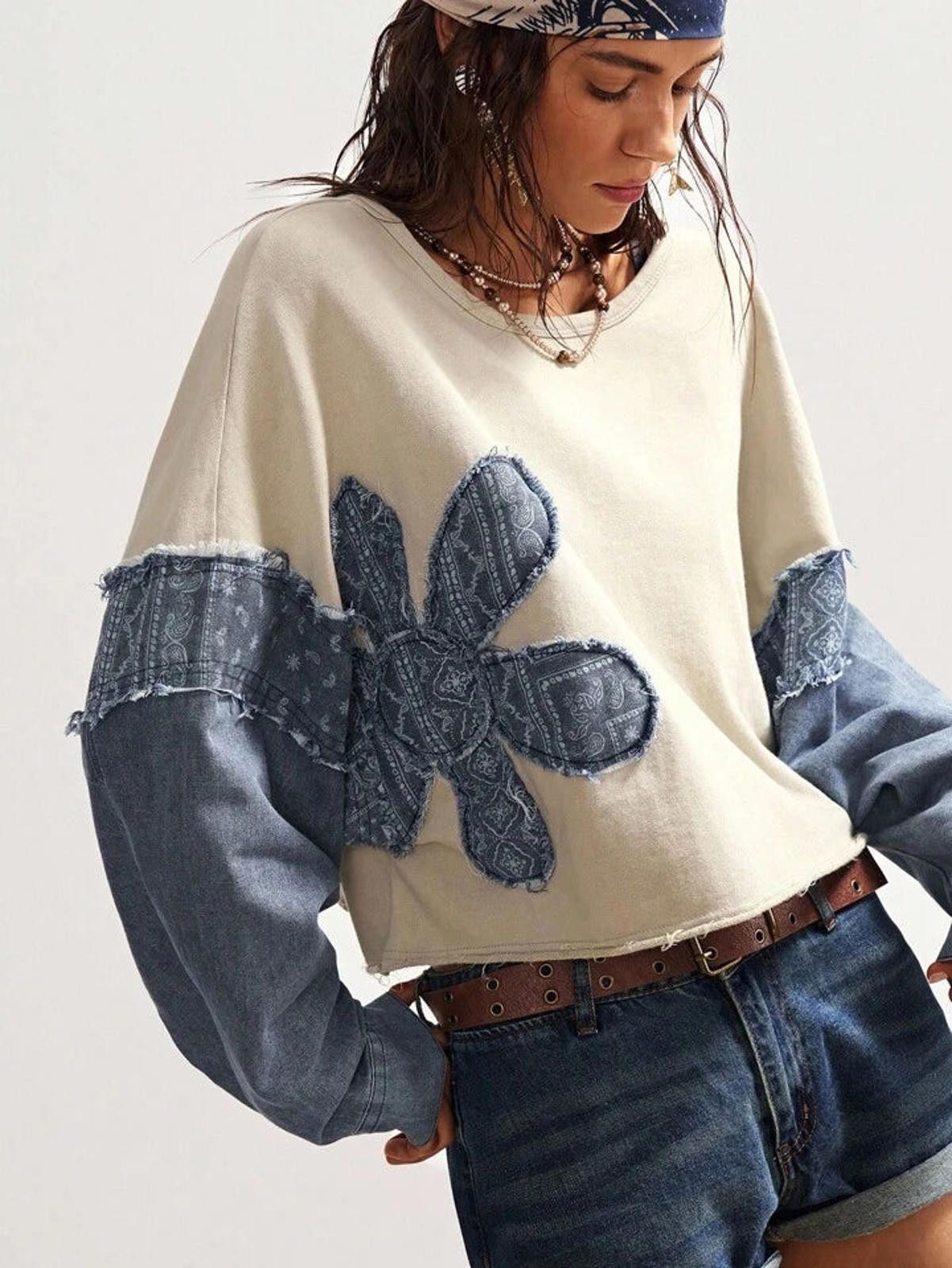 Other Flower Detail Sleeve Crop Shirt Size S / US 4 / IT 40 - 6 Thumbnail