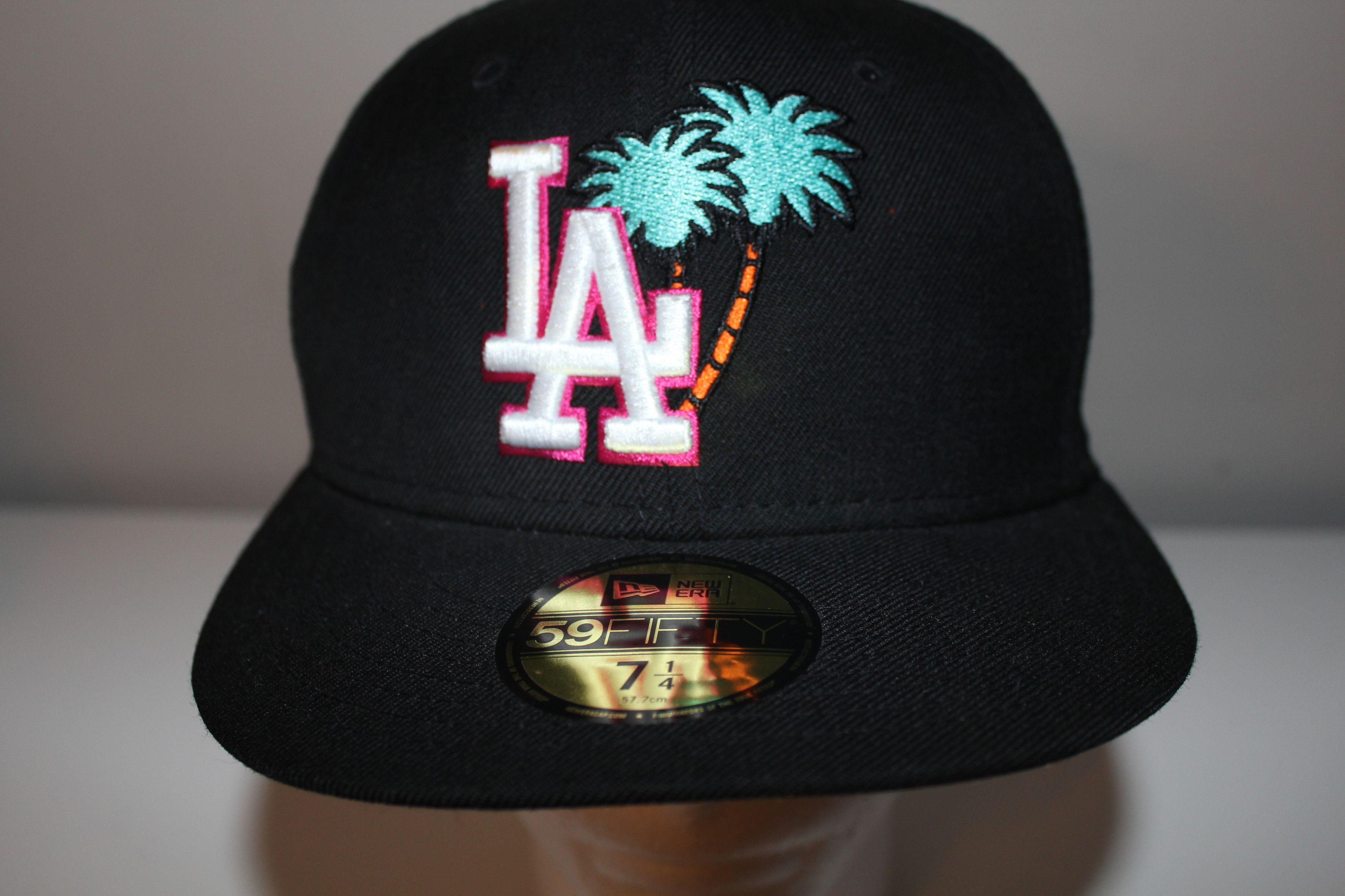 New Era New Era Black Fitted Hat Los Angeles Dodgers Size 7 1/4 Size ONE SIZE - 3 Thumbnail