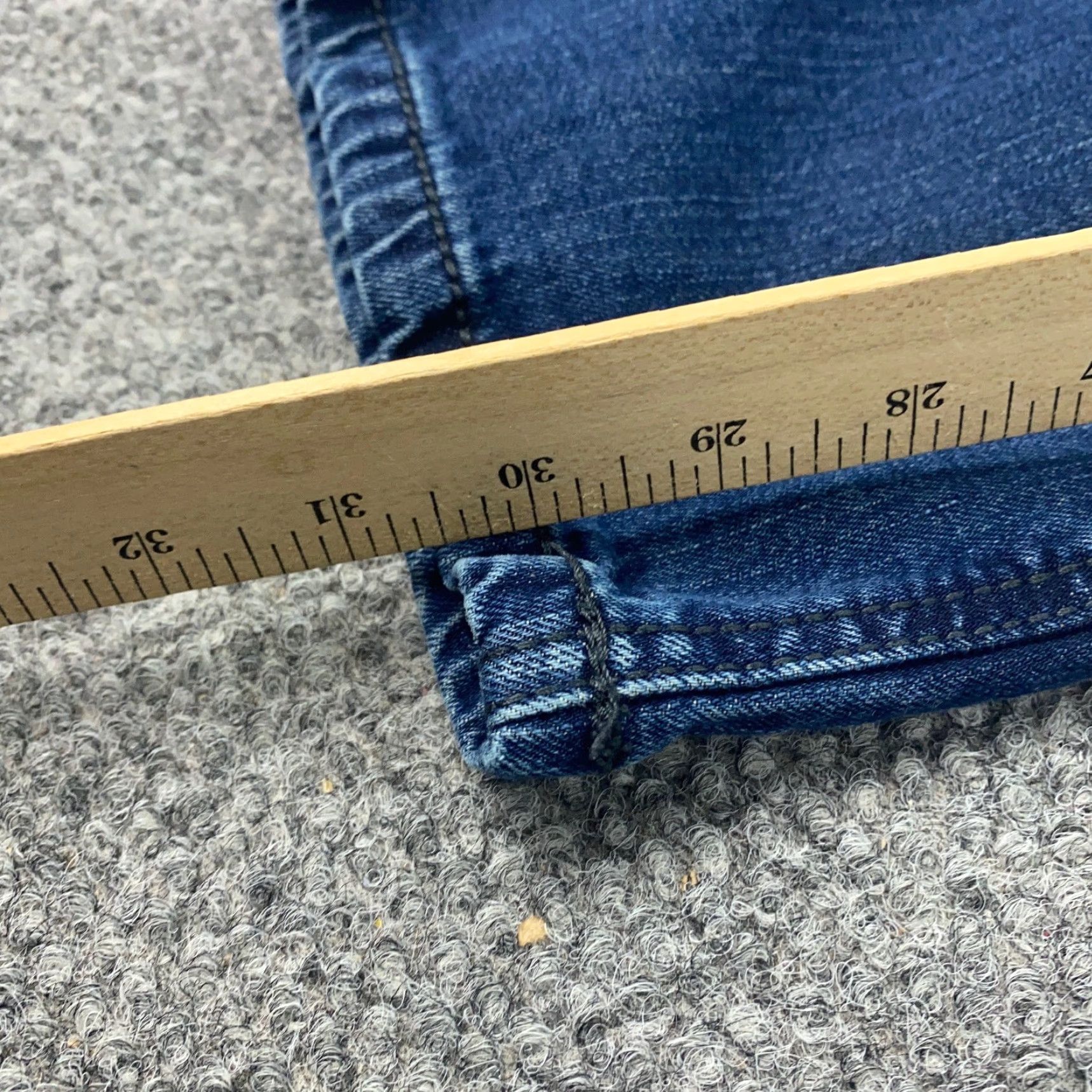 Vintage AXEL Jeans Jeans Relaxed Straight Adult 38x32 Blue Stretch Denim 5-Pocket Mens 38 Regular Blue 90s Preppy Theme Size US 38 / EU 54 - 6 Thumbnail