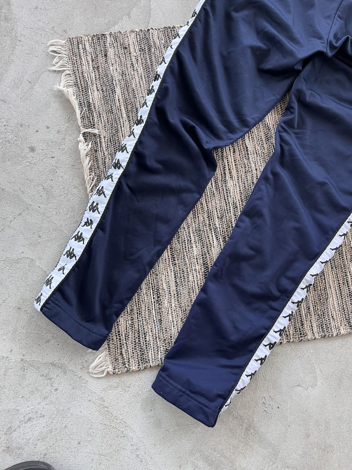 Kappa Vintage Kappa Navy Side Stripes Sportswear Sweatpants Y2K Size US 32 / EU 48 - 9 Thumbnail