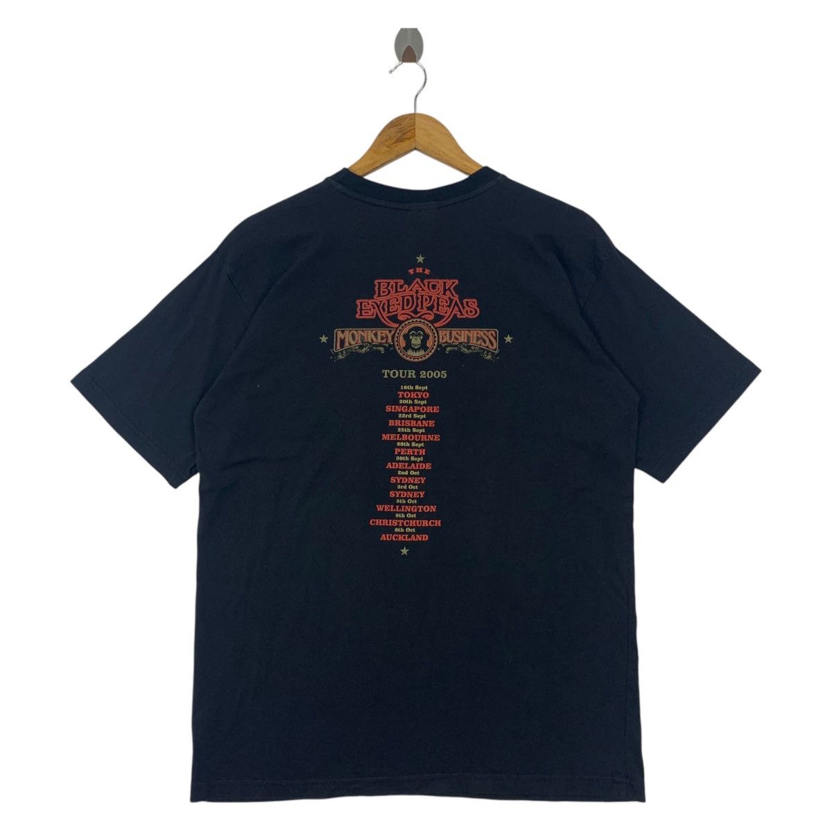 Band Tees × Vintage Vintage Y2k THE BLACK EYE PEAS monkey bisnes 2005 band tees Size US L / EU 52-54 / 3 - 4 Thumbnail