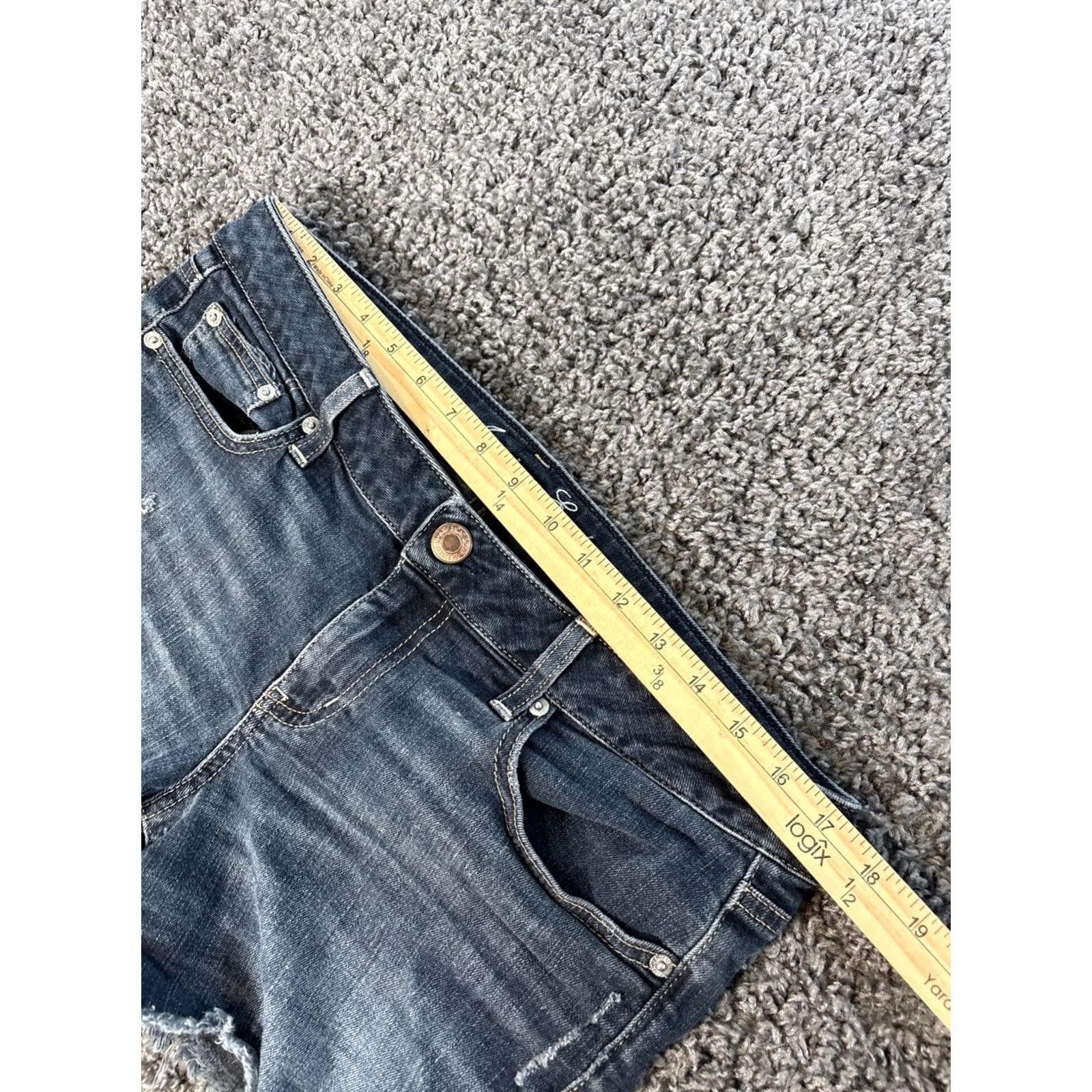 Vintage VINTAGE American Eagle Shorts Womens 34 Low Rise Dark Wash Distressed Y2K Aztec Embroidered Denim Cut-Off Blue Womens Size 24" / US 00 / IT 34 - 3 Thumbnail