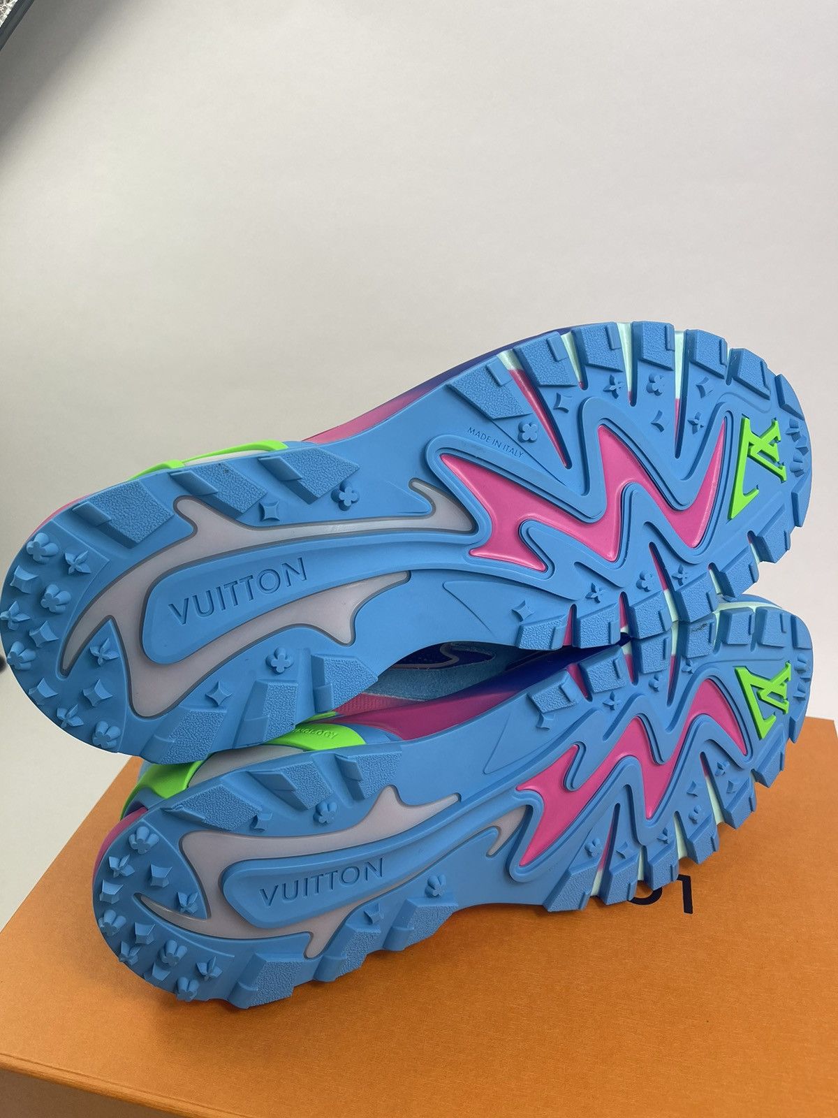 Louis Vuitton RUNNERS TATIC BLUE SNEAKERS Size US 10 / EU 43 - 9 Thumbnail