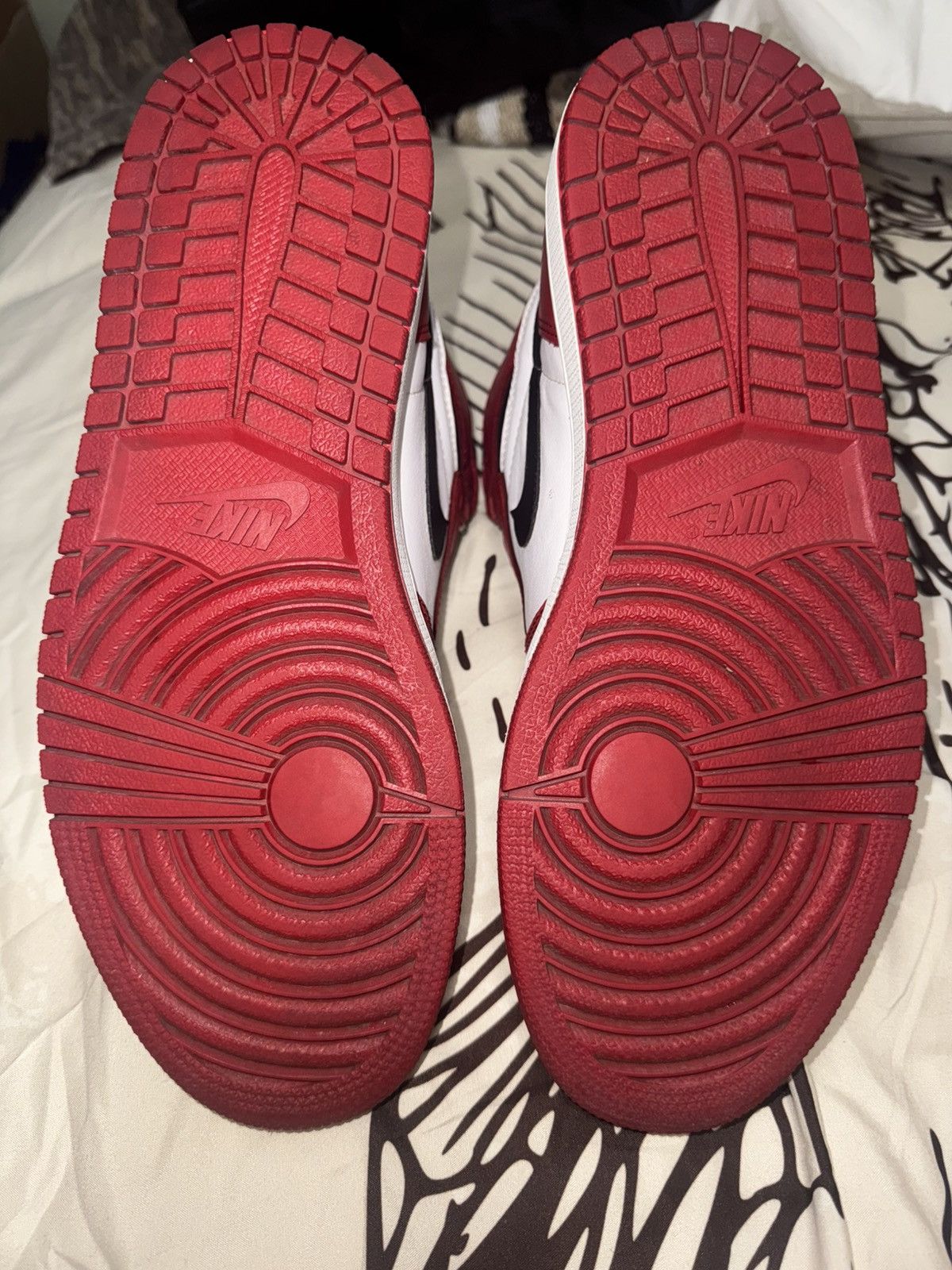 Jordan Brand × Vintage Jordan 1 Chicago 2015 Size US 8.5 / EU 41-42 - 5 Thumbnail