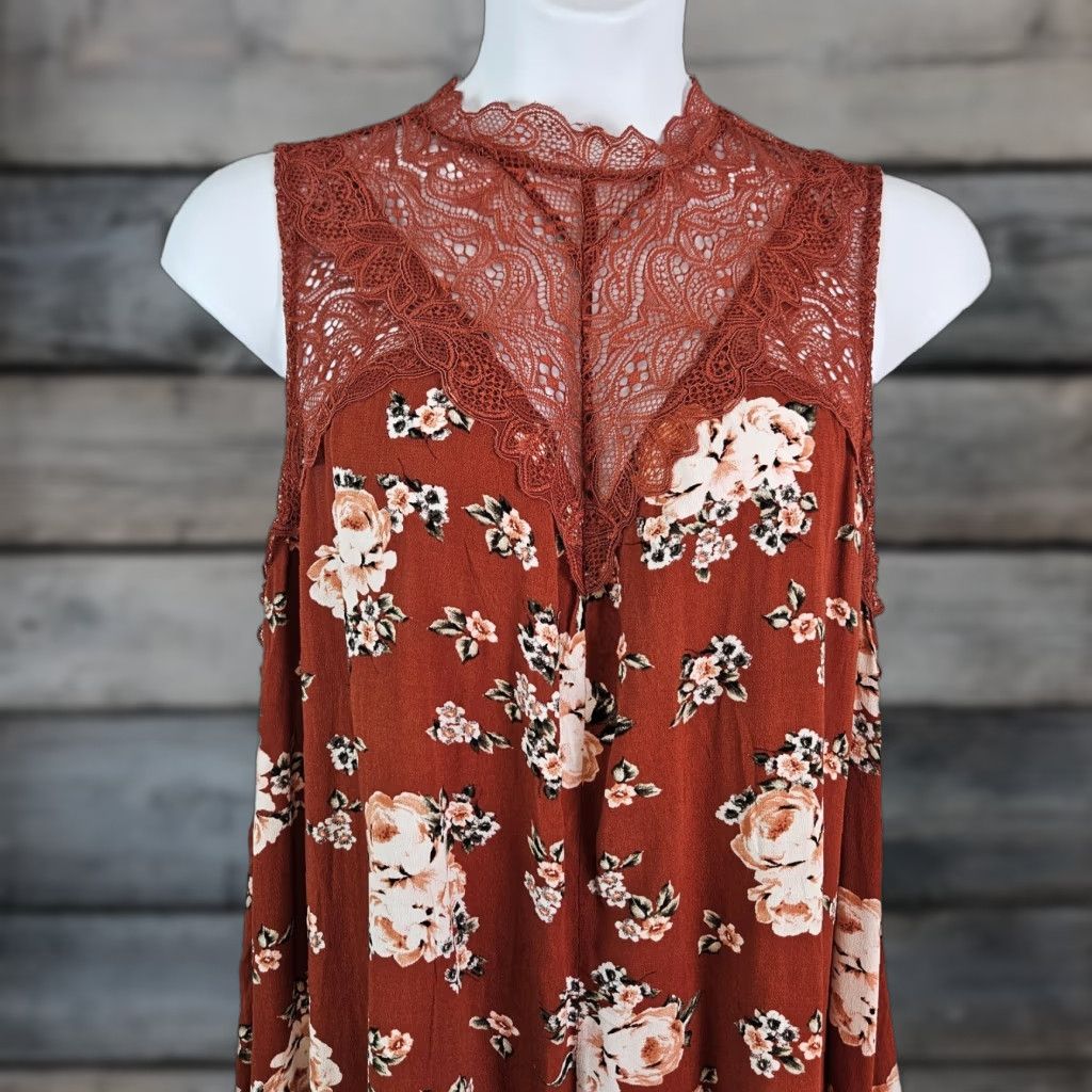 Torrid Torrid Womens Top Blouse Sleeveless Mock Neck Floral Lace Rayon Size 2X Multicolor Rust Red Used Size XXL / US 16-18 / IT 52-54 - 1 Thumbnail