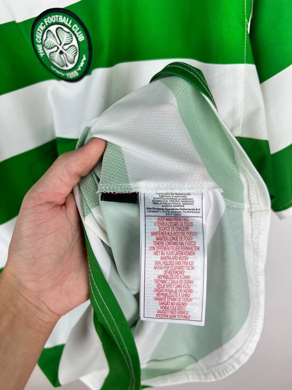 Other Celtic Nike total 90 jersey t-shirts size L Size US L / EU 52-54 / 3 - 4 Thumbnail