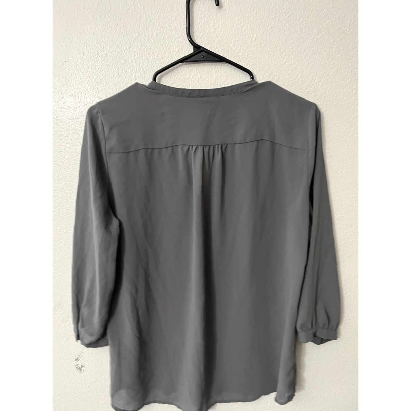 H&M H&M Blouse Women 14 3/4 Sleeve V-Neck Pullover Gray Lightweight Geometric Pattern Bohemian Dressy Casual Size XL / US 12-14 / IT 48-50 - 3 Thumbnail