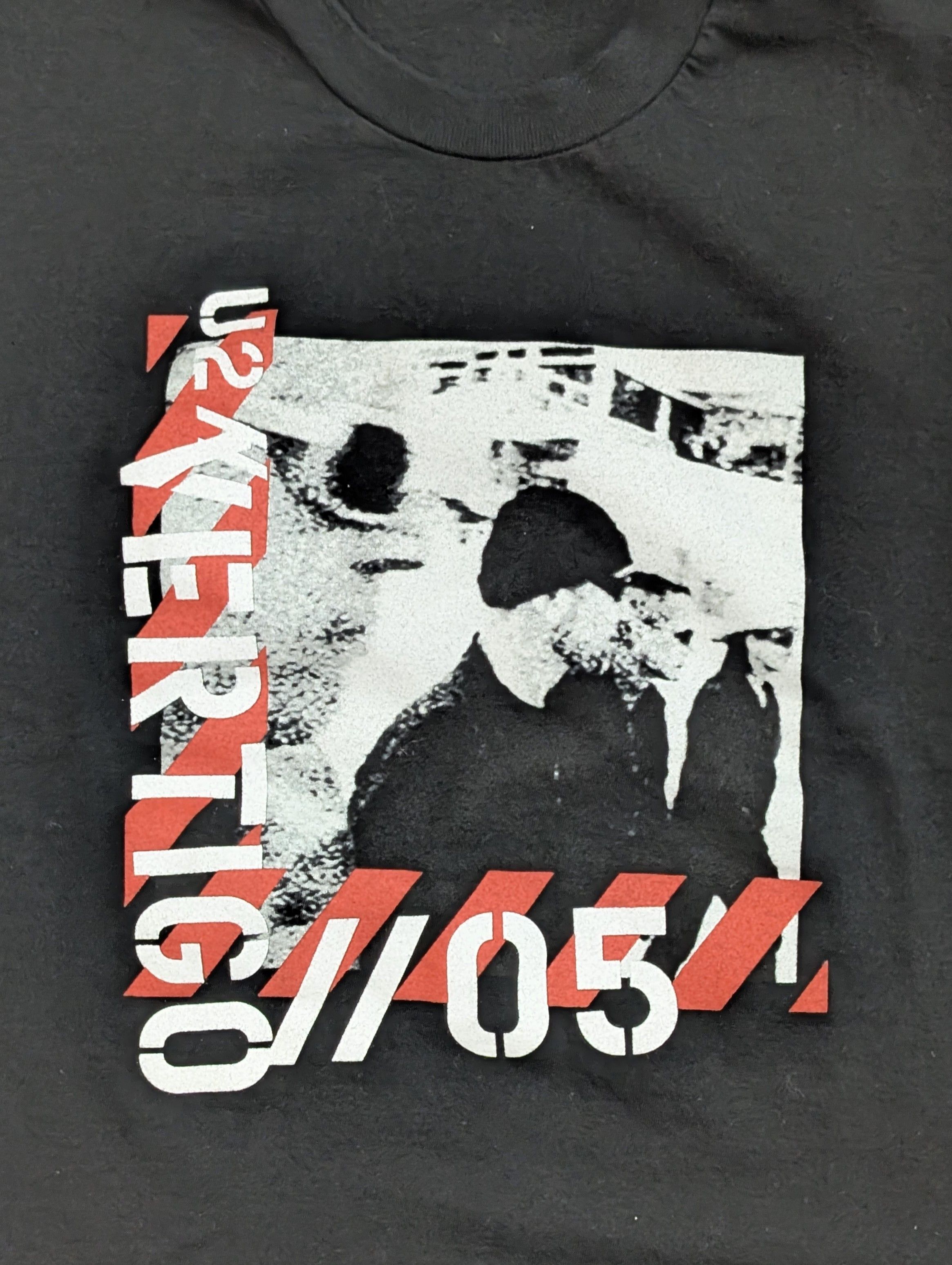 Band Tees Vintage U2 2005 Vertigo tour concert t-shirt - SIZE XL Size US XL / EU 56 / 4 - 2 Thumbnail