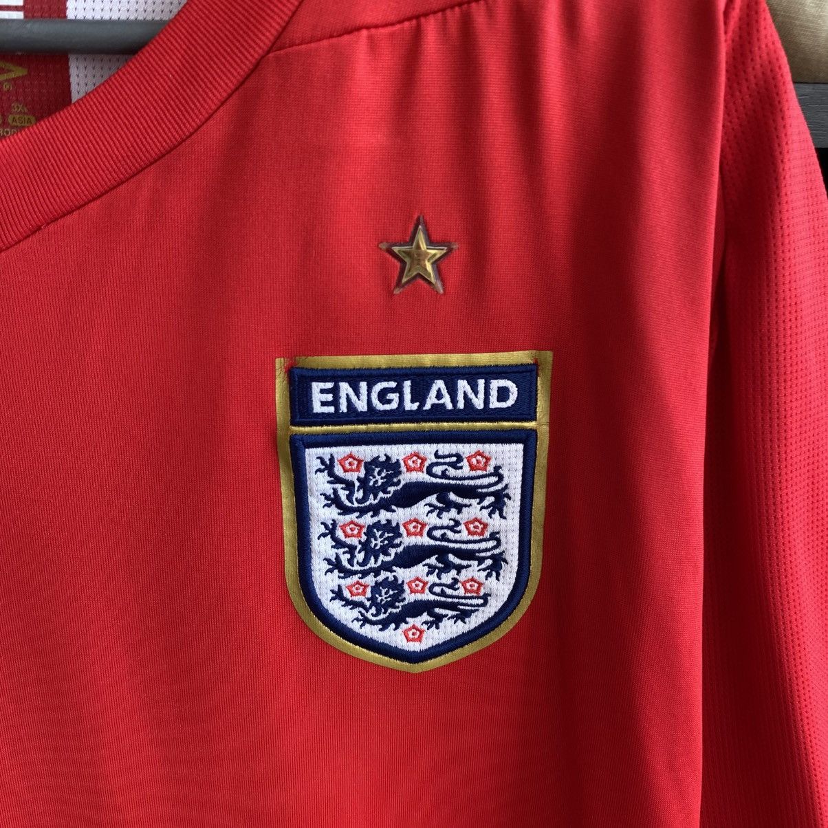 Umbro Vintage Umbro England National 2006 Red soccer jersey Size US XXL / EU 58 / 5 - 3 Thumbnail