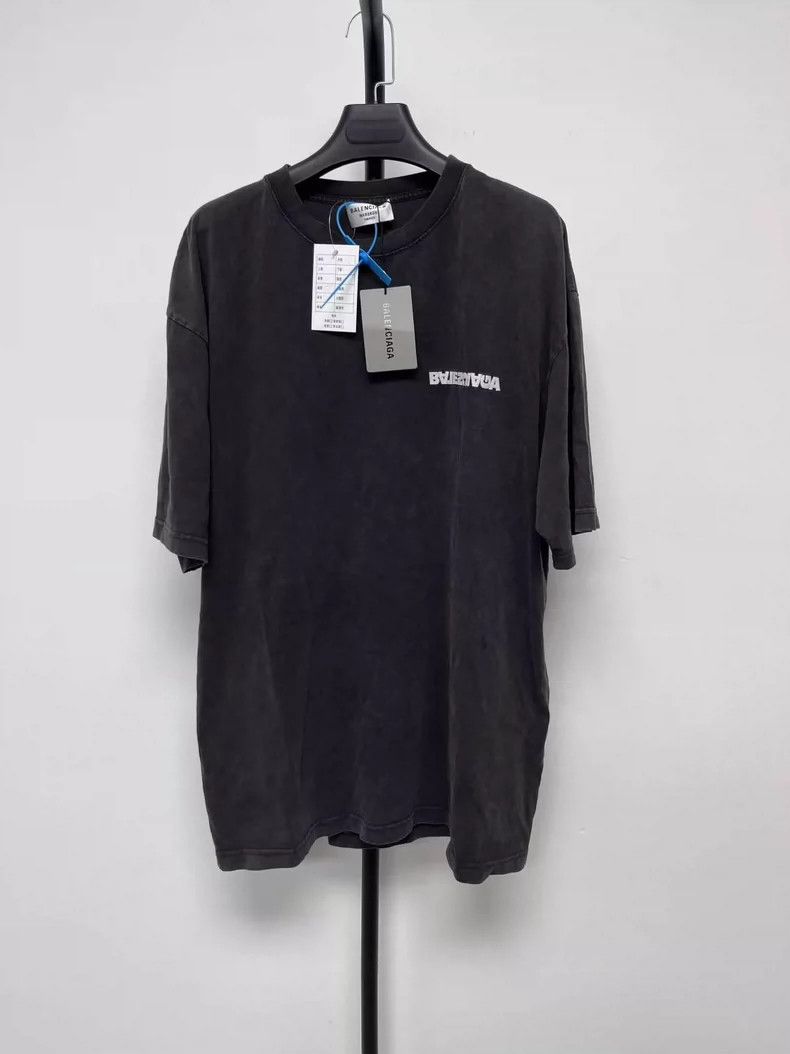 Balenciaga Balenciaga Logo Round Neck Short Sleeve T-Shirt - dmc Size US S / EU 44-46 / 1 - 1 Thumbnail