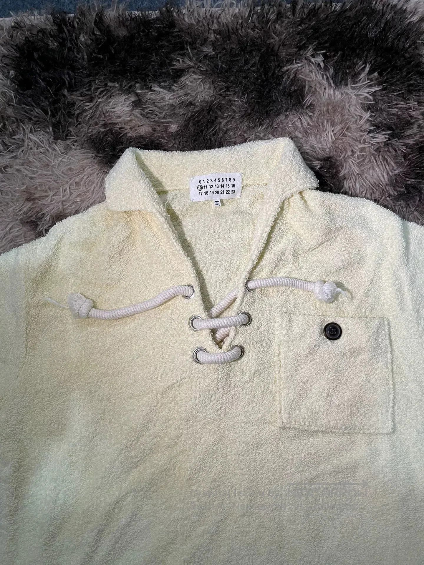 Maison Margiela Maison Margiela Cream Rope Knot Polo. Size US XS / EU 42 / 0 - 2 Thumbnail
