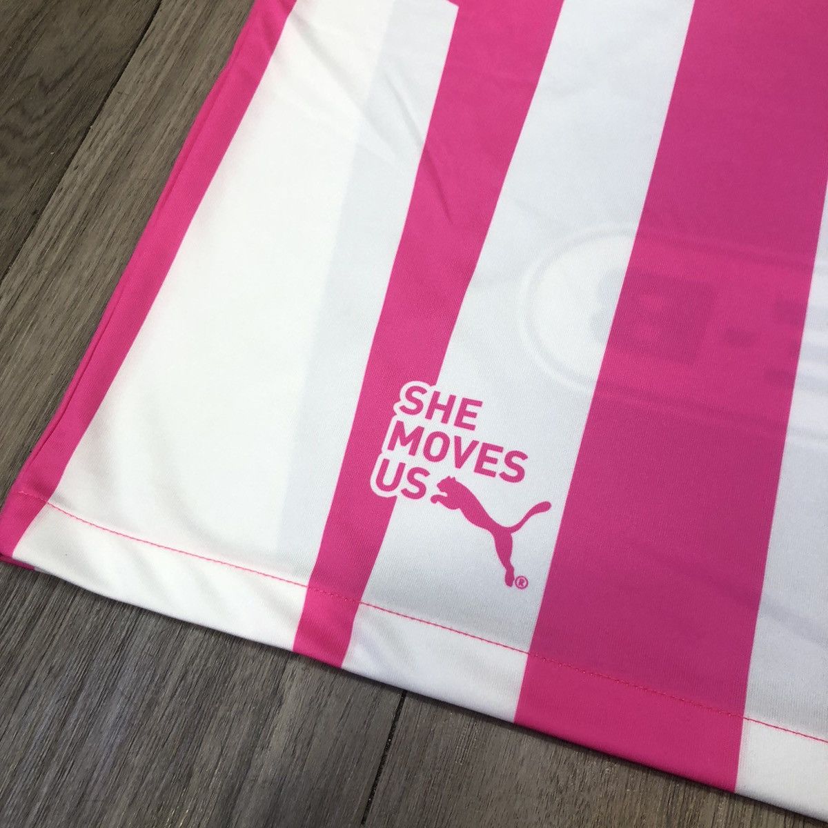 Nike Monterrey 21/22 Breast cancer awareness special jersey Size US M / EU 48-50 / 2 - 5 Thumbnail