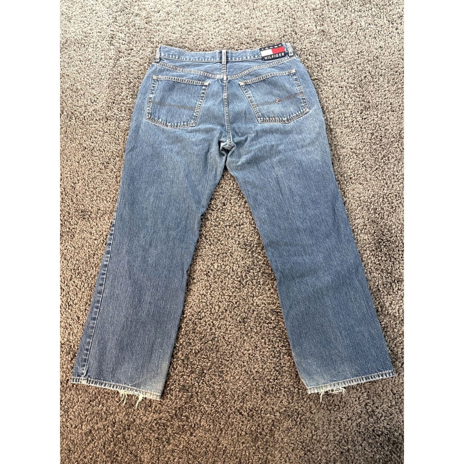 Tommy Hilfiger VINTAGE Tommy Hilfiger Mens Pants Denim 34x29 Blue Embroidered Big Flag Logo Relaxed Straight 90s Baggy Hip Hop Wide Inseam 29 Pockets Mens Size US 34 / EU 50 - 2 Thumbnail