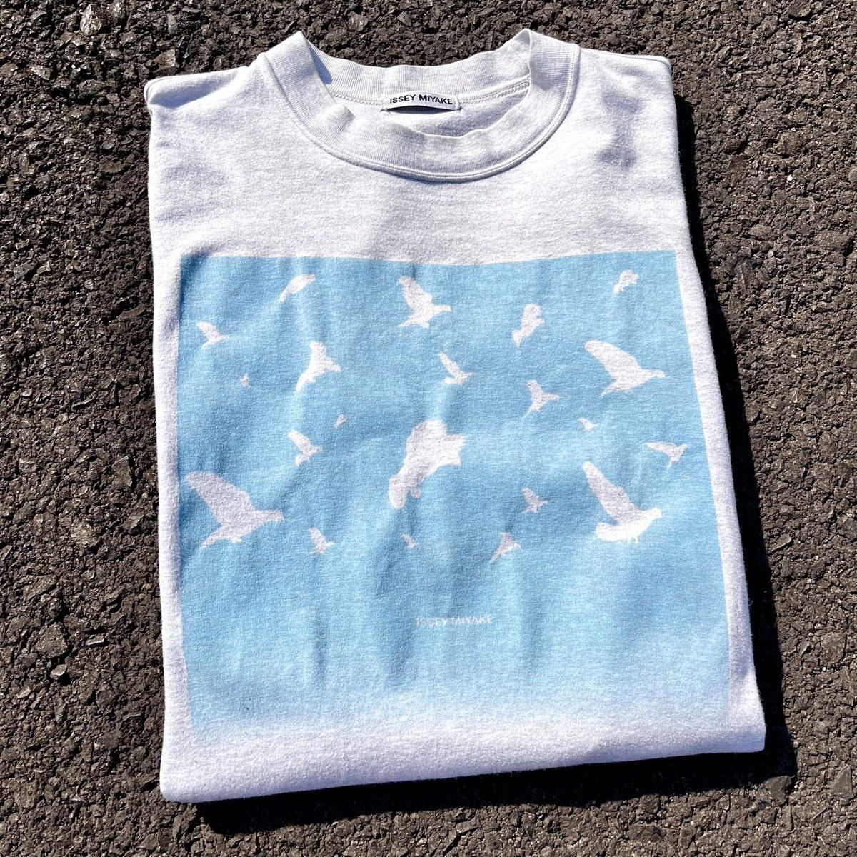 Issey Miyake 1990s Issey Miyake - Birds Tshirt Size US L / EU 52-54 / 3 - 1 Thumbnail