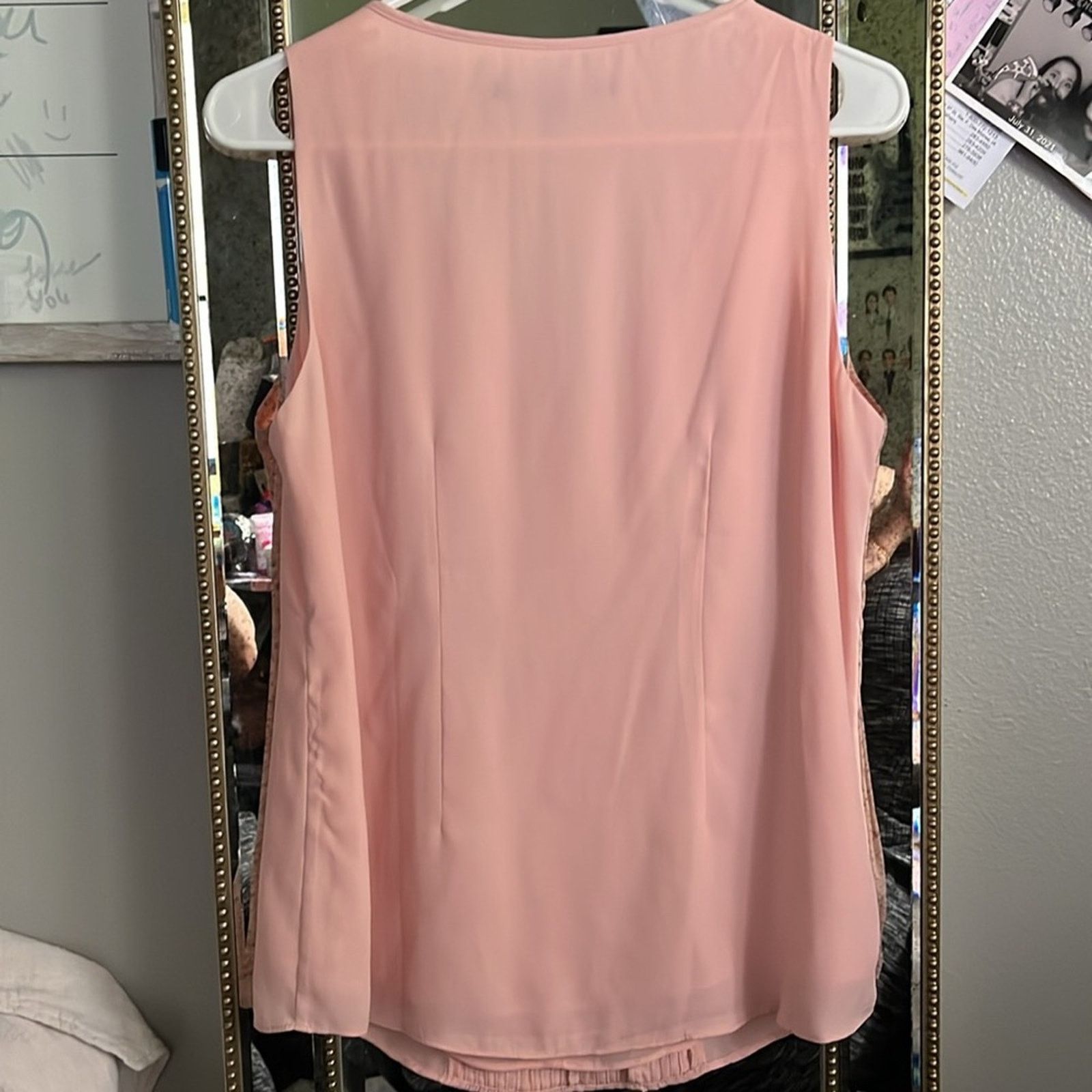 White House Black Market White House Black Market Pink Ruffled Tank Top Blouse Size S / US 4 / IT 40 - 4 Thumbnail