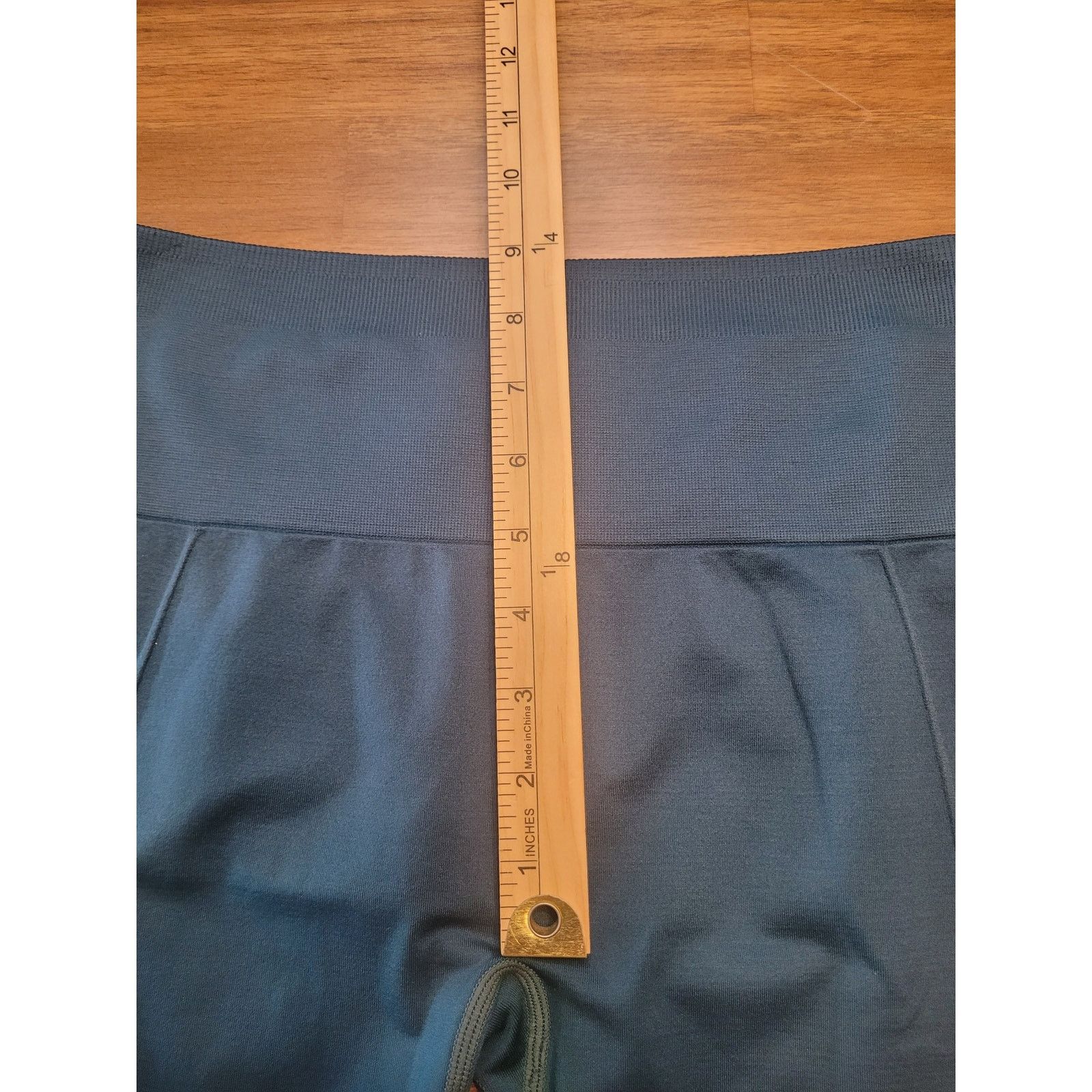 Fabletics Fabletics Seamless Sync 7/8 Leggings Green S EUC Size 24" / US 00 / IT 34 - 7 Thumbnail