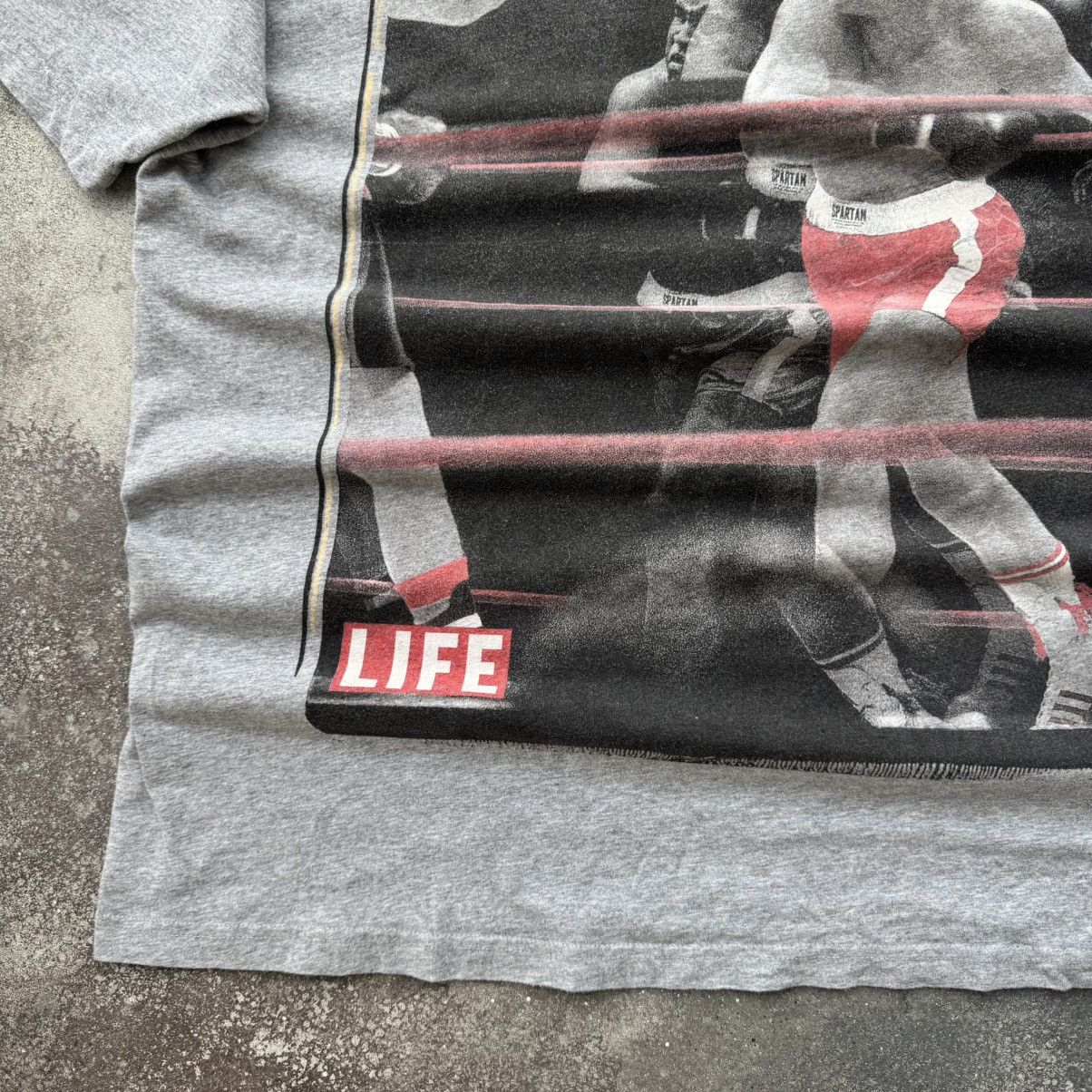20471120 × If Six Was Nine × Japanese Brand Mohamed Ali Vintage Y2K Iconic Printed T-Shirt Size US XXL / EU 58 / 5 - 6 Thumbnail