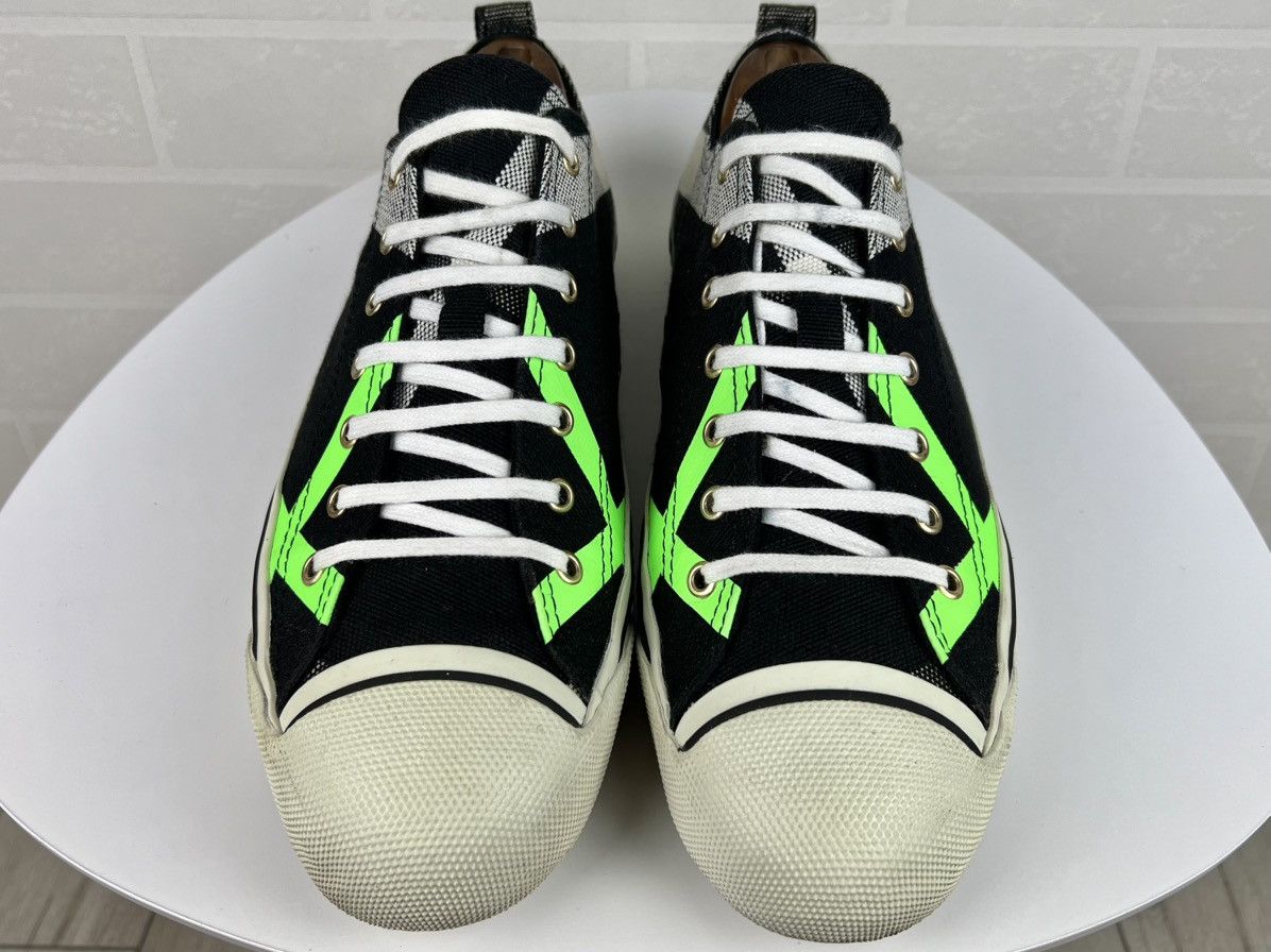 Burberry BURBERRY Sneakers Low-Top Shoes Fluo Nova Check Neon Green Size US 12 / EU 45 - 8 Thumbnail