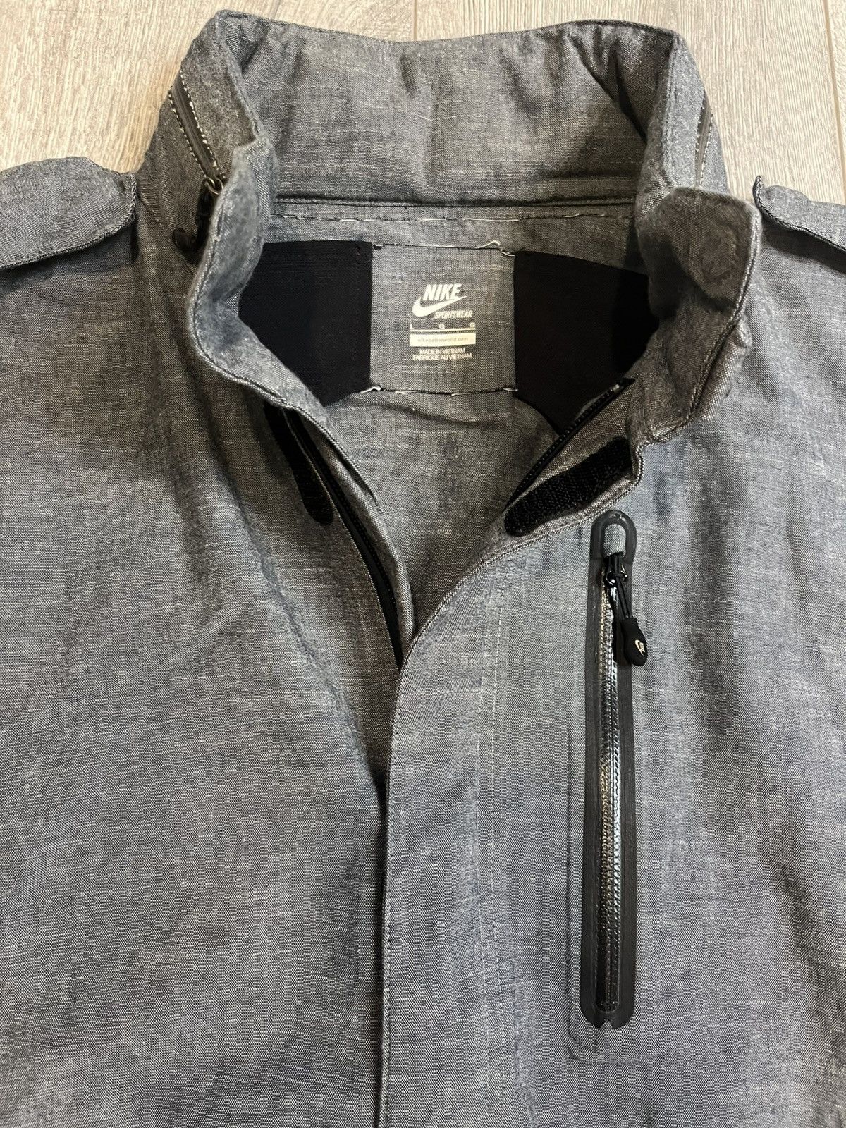 Nike Nike light weight bomber jacket. Large. Size US L / EU 52-54 / 3 - 4 Thumbnail