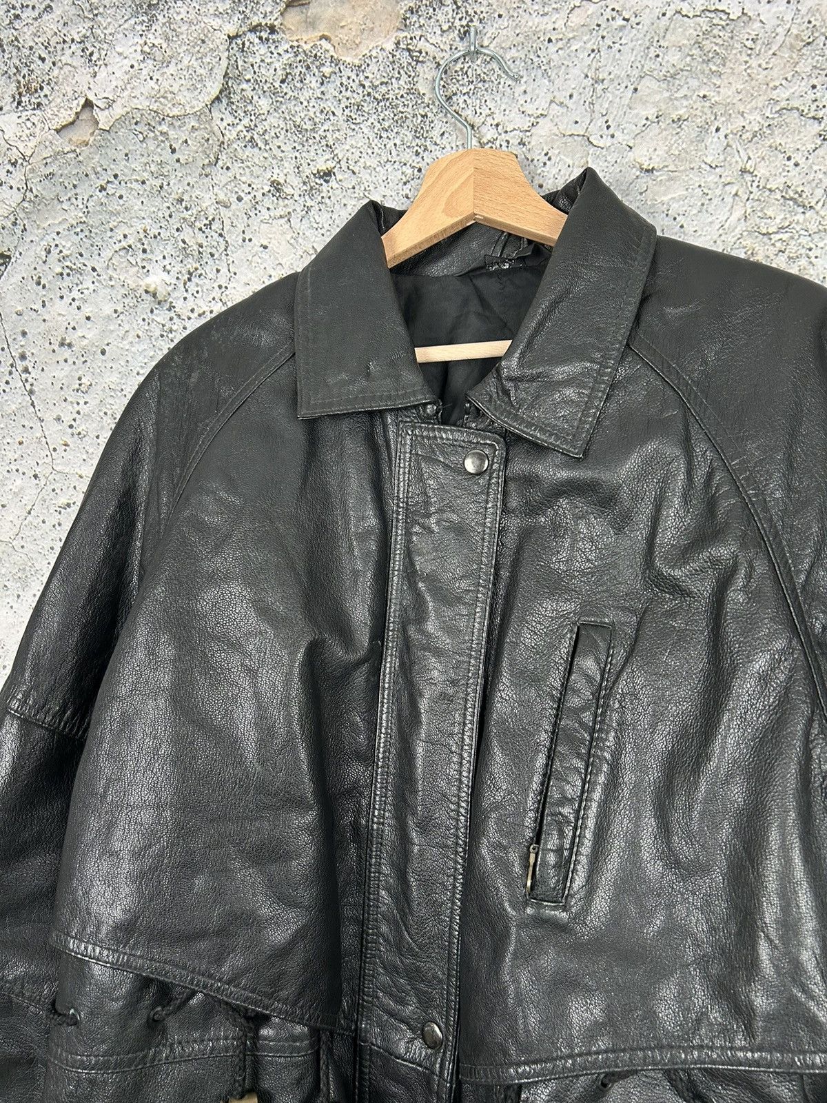 Other Vintage Archival Genuine Leather Jacket Black Grunge Rare Size US L / EU 52-54 / 3 - 3 Thumbnail